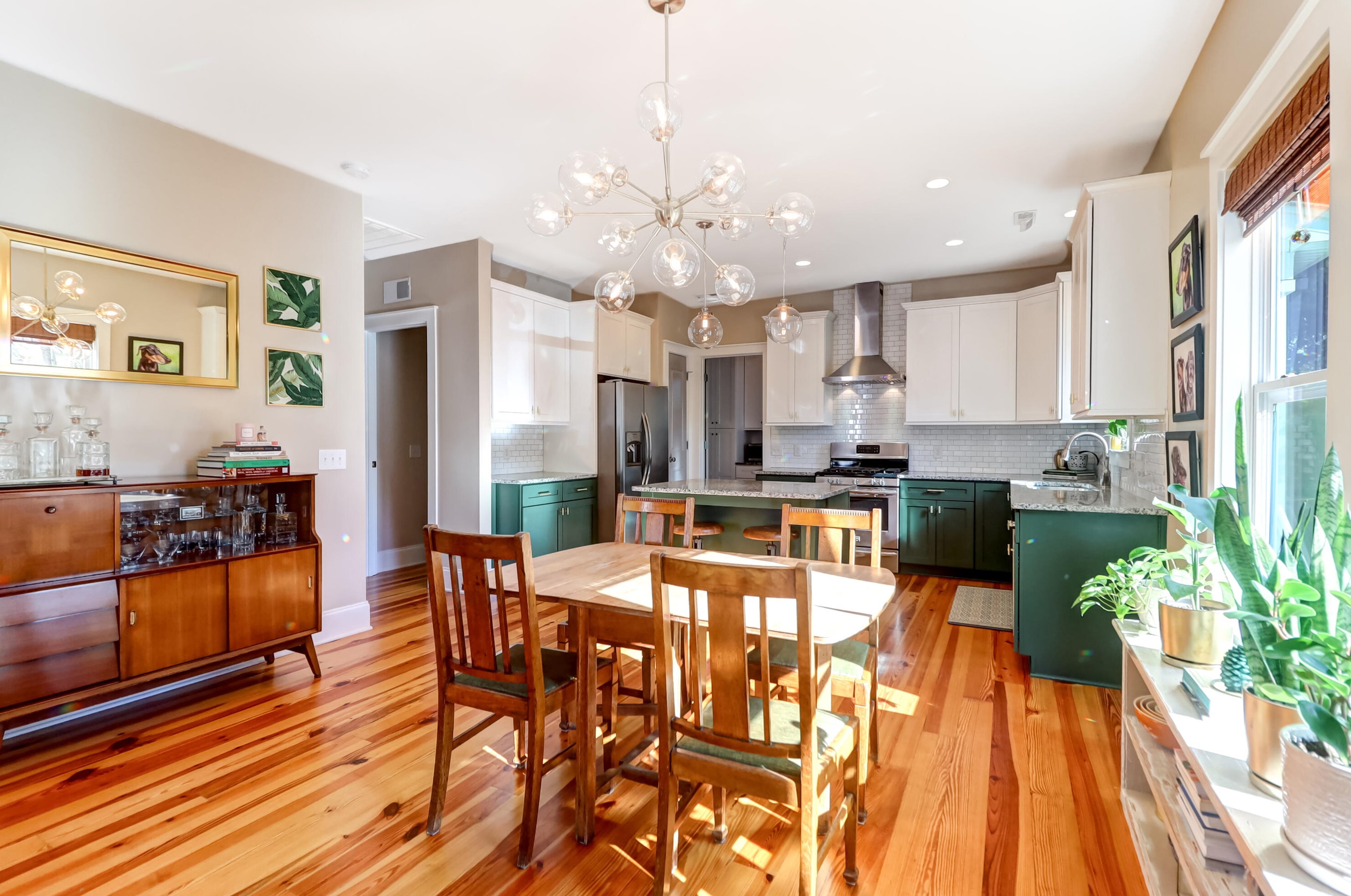 5304 Hartford Cir, Charleston SC  29405-4122 exterior