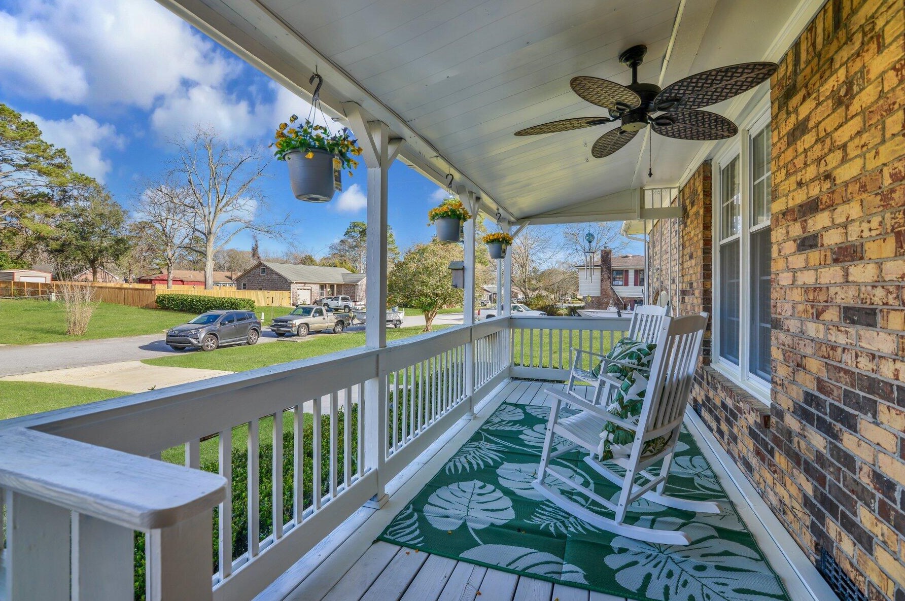 118 Milton Dr, Charleston, SC 29445-4820