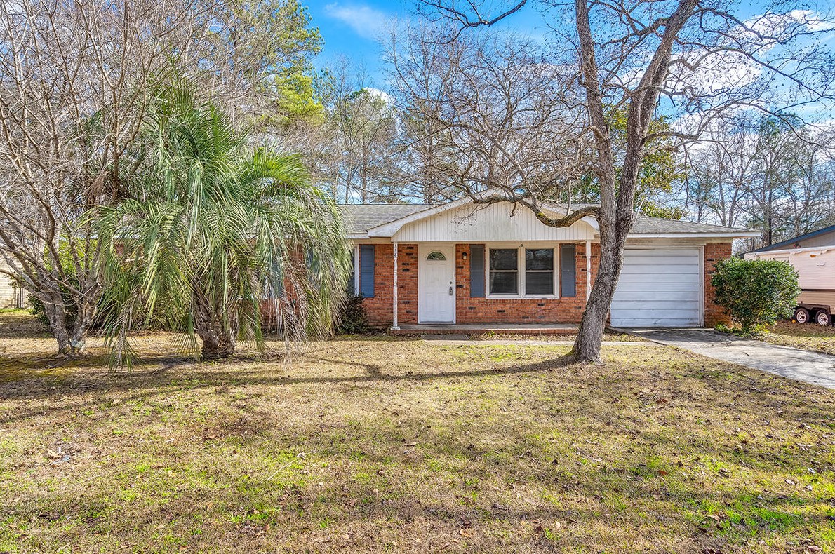 118 Greenhurst Ave, Summerville, SC 29485-8823