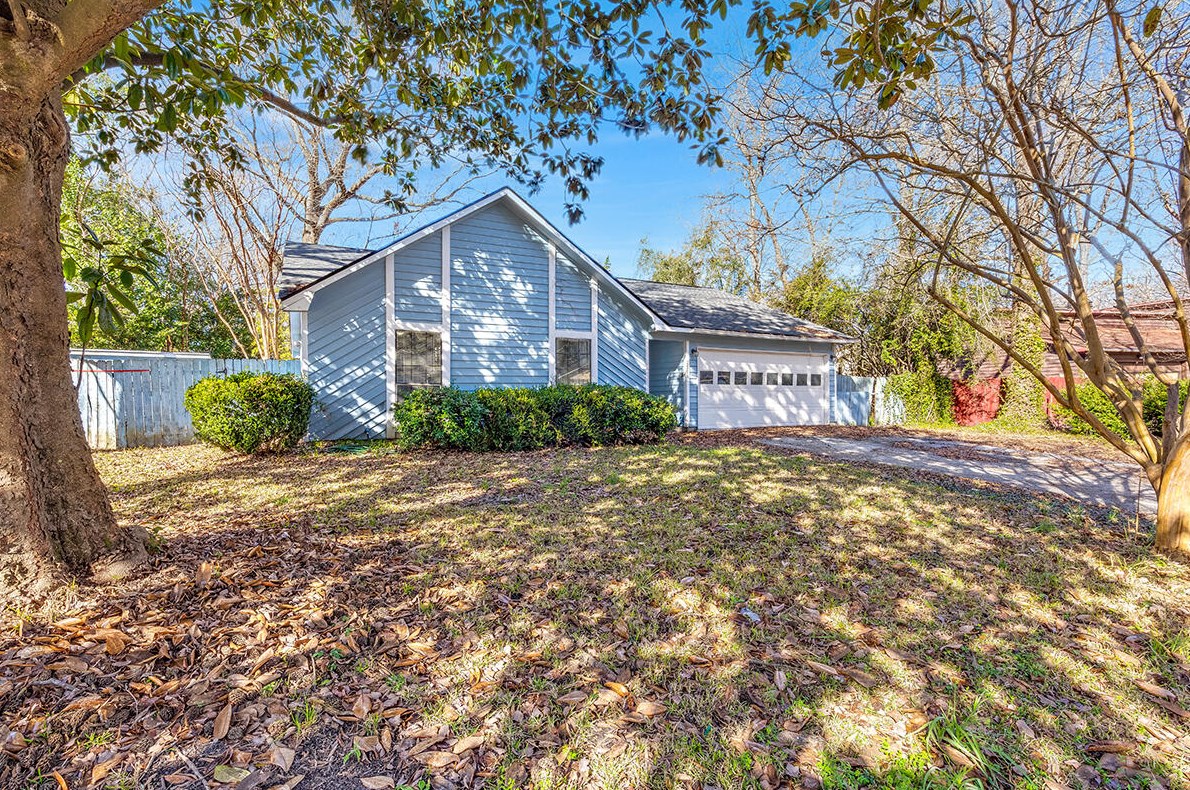 2811 Chicopee Dr, Charleston, SC 29420-8903