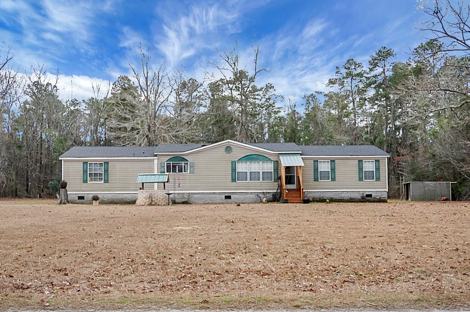 185 Moncks Corner Rd, Eutawville, SC 29048-8725