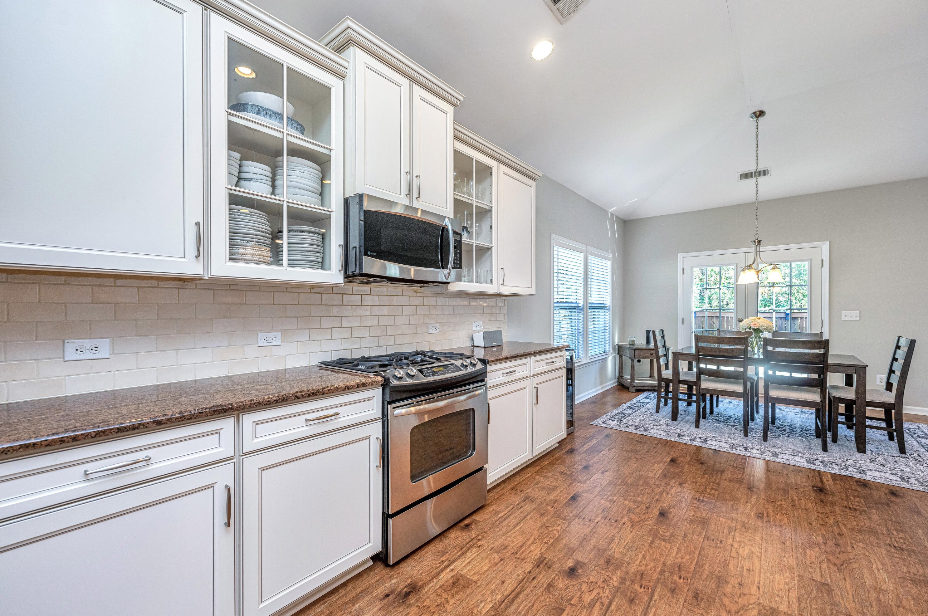 5459 Kings River Dr, Charleston SC  29420-7472 exterior