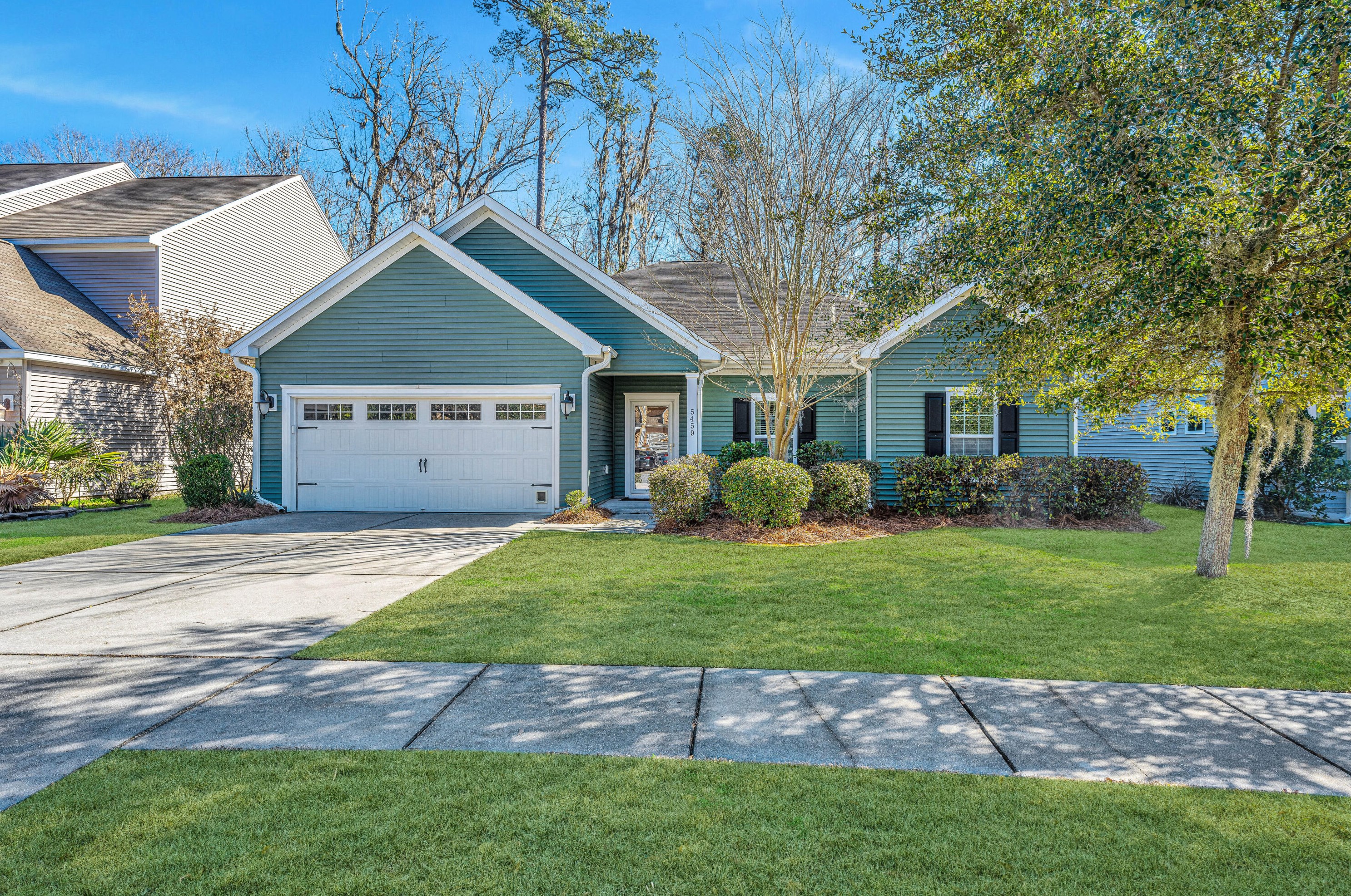 5459 Kings River Dr, Charleston SC  29420-7472 exterior