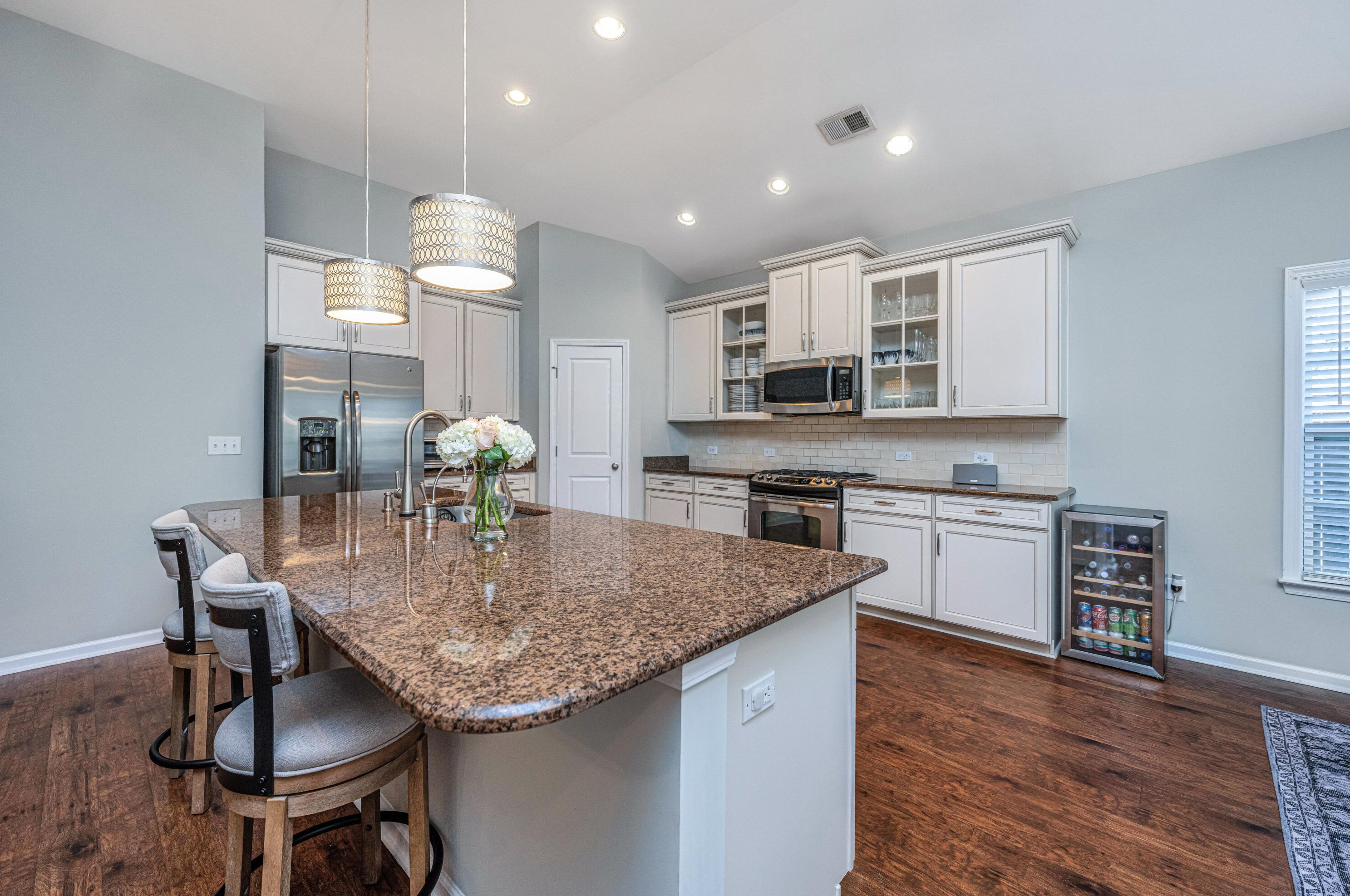 5459 Kings River Dr, Charleston SC  29420-7472 exterior