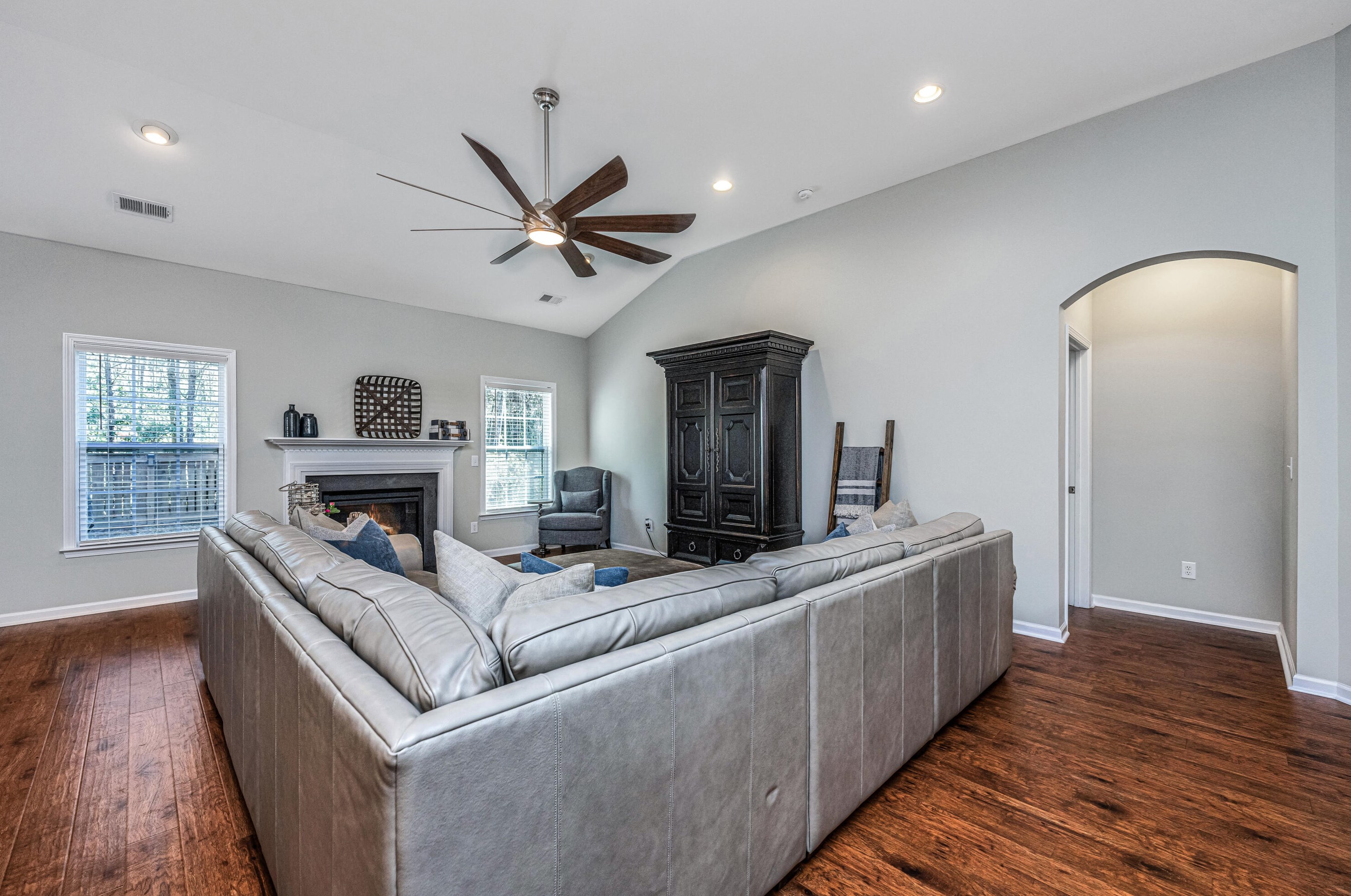 5459 Kings River Dr, Charleston SC  29420-7472 exterior