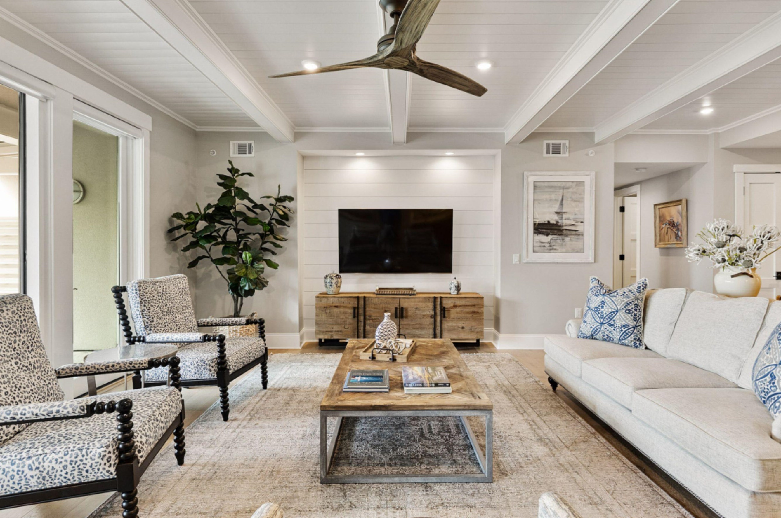 10 Forest Beach Dr, Hilton Head Island, SC 29928-6401