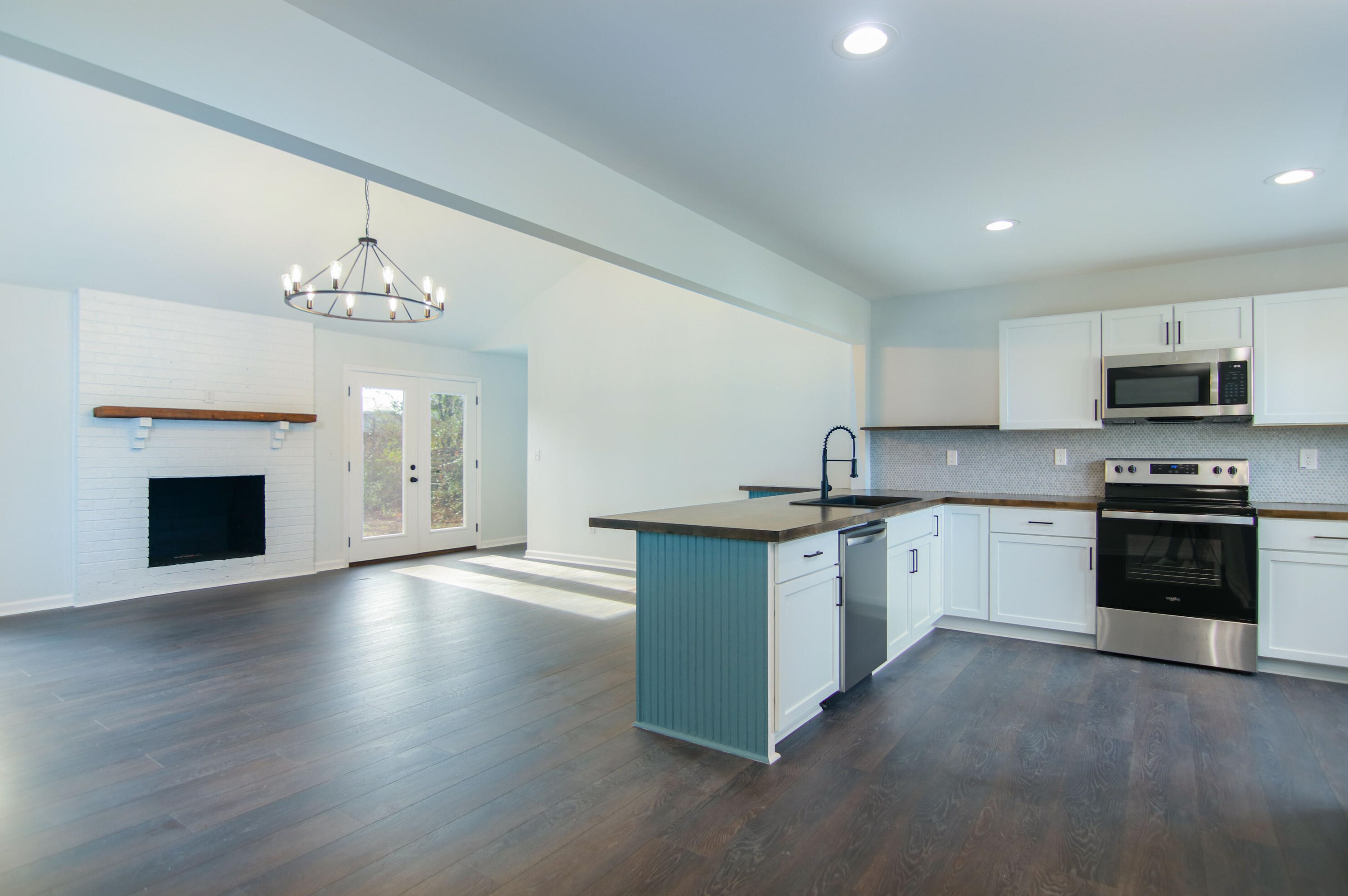 142 Ponderosa Dr, Ladson, SC 29456