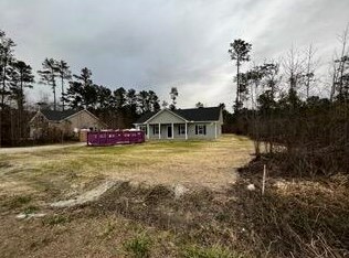 8941 Old State Rd, Holly Hill, SC 29059