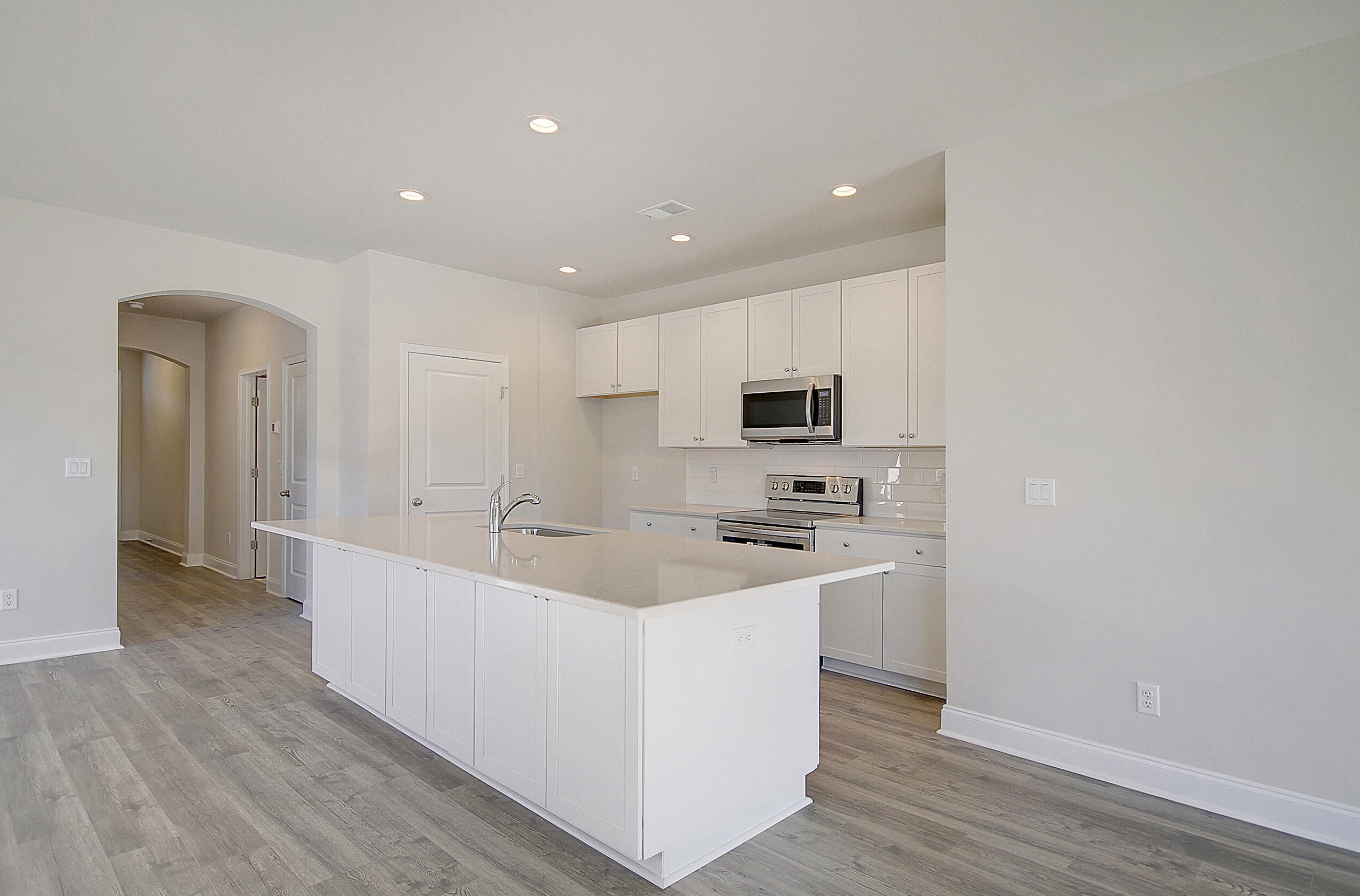 172 Deer Run Rd, Summerville, SC 29483-3421