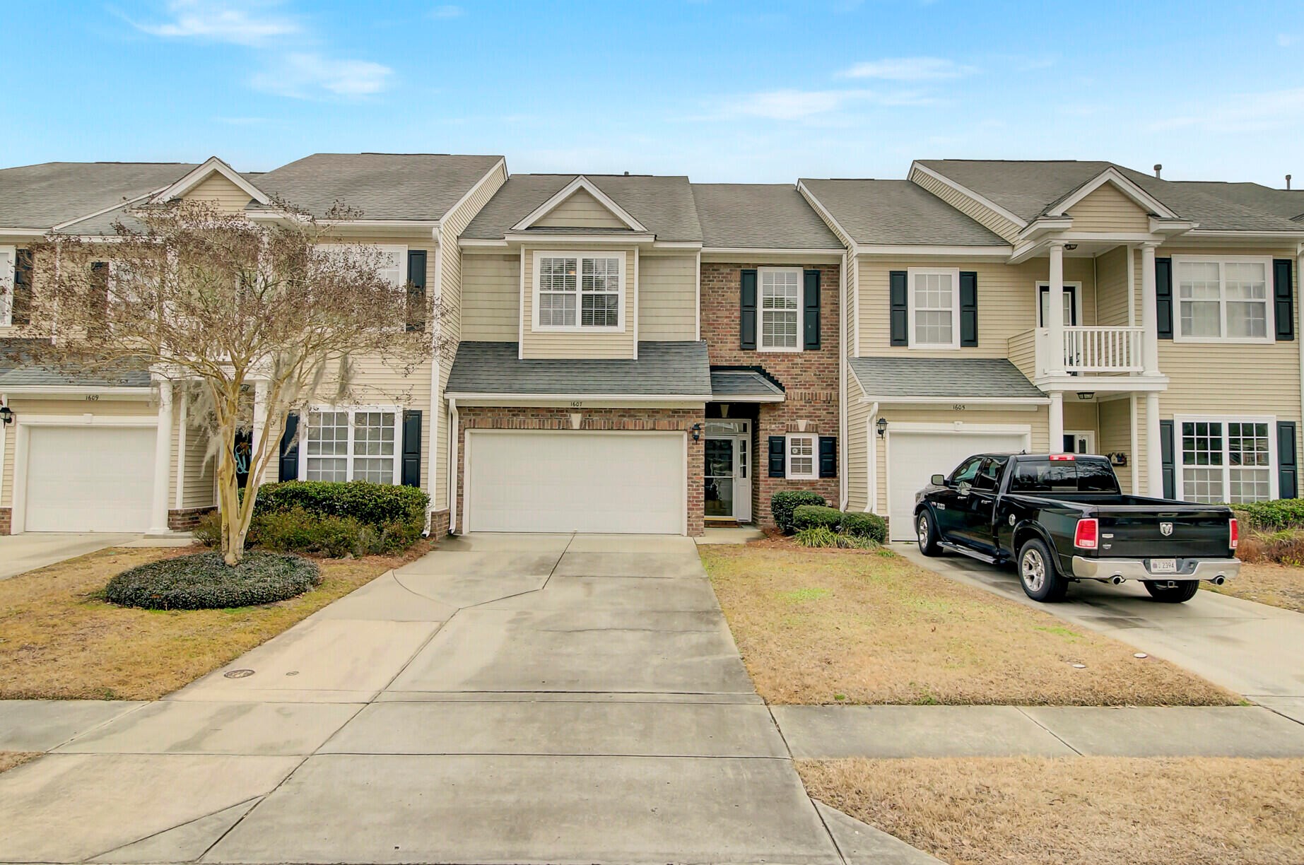 1607 Indaba Way, Charleston, SC 29414-8012
