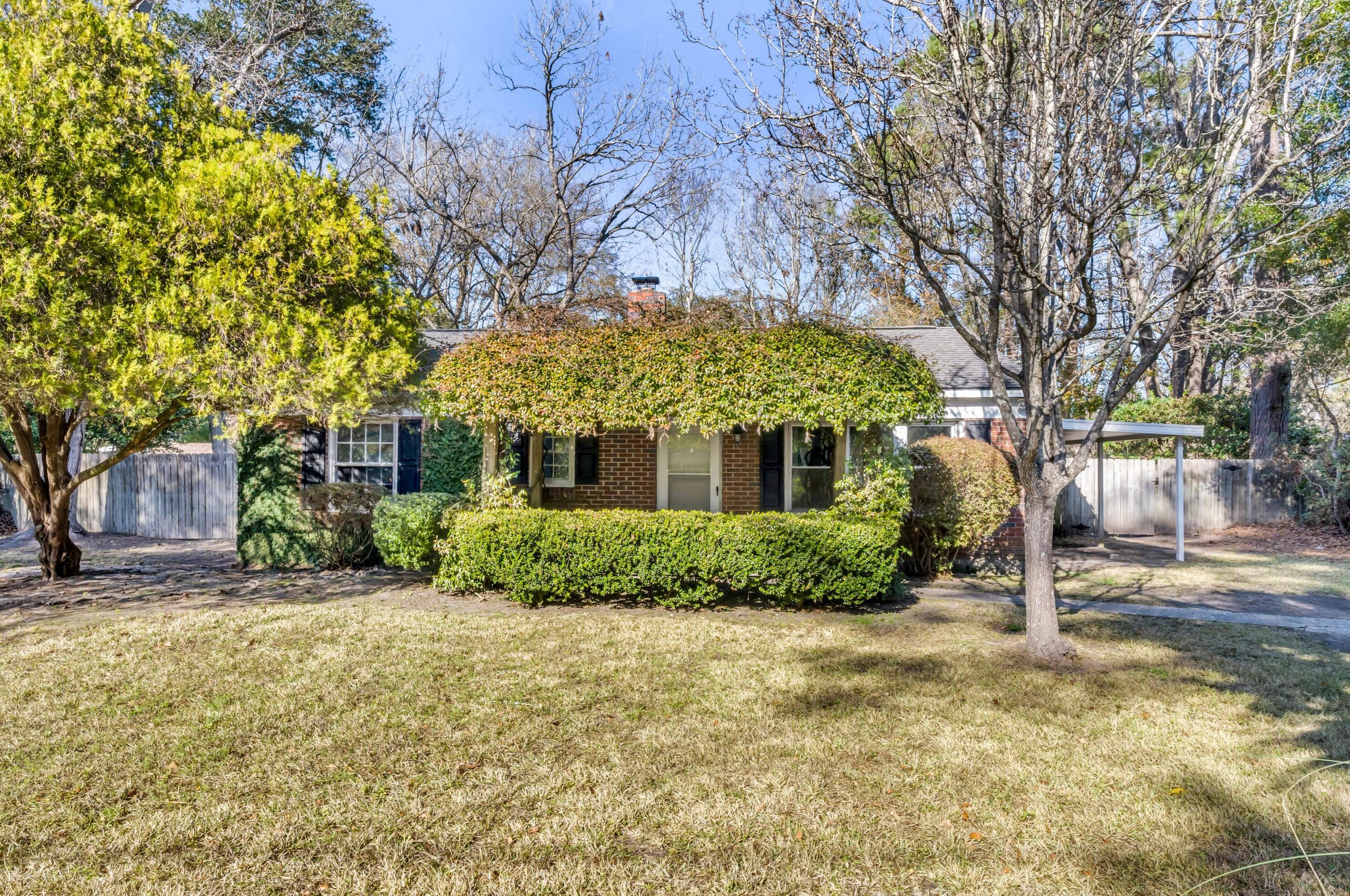 1508 Lynton St, Charleston, SC 29412-4021