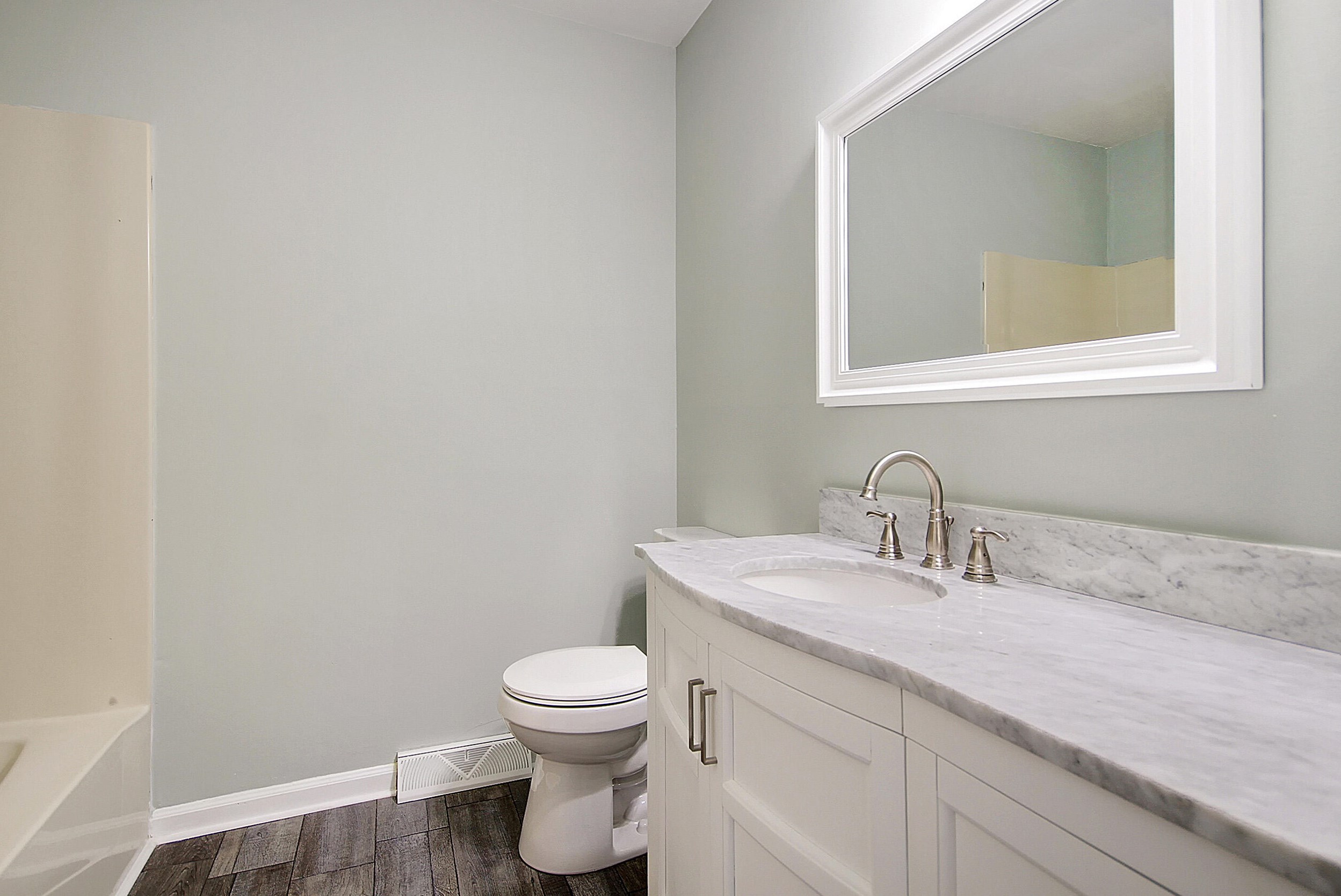 115 Garbon Dr, Summerville SC  29485-7425 exterior