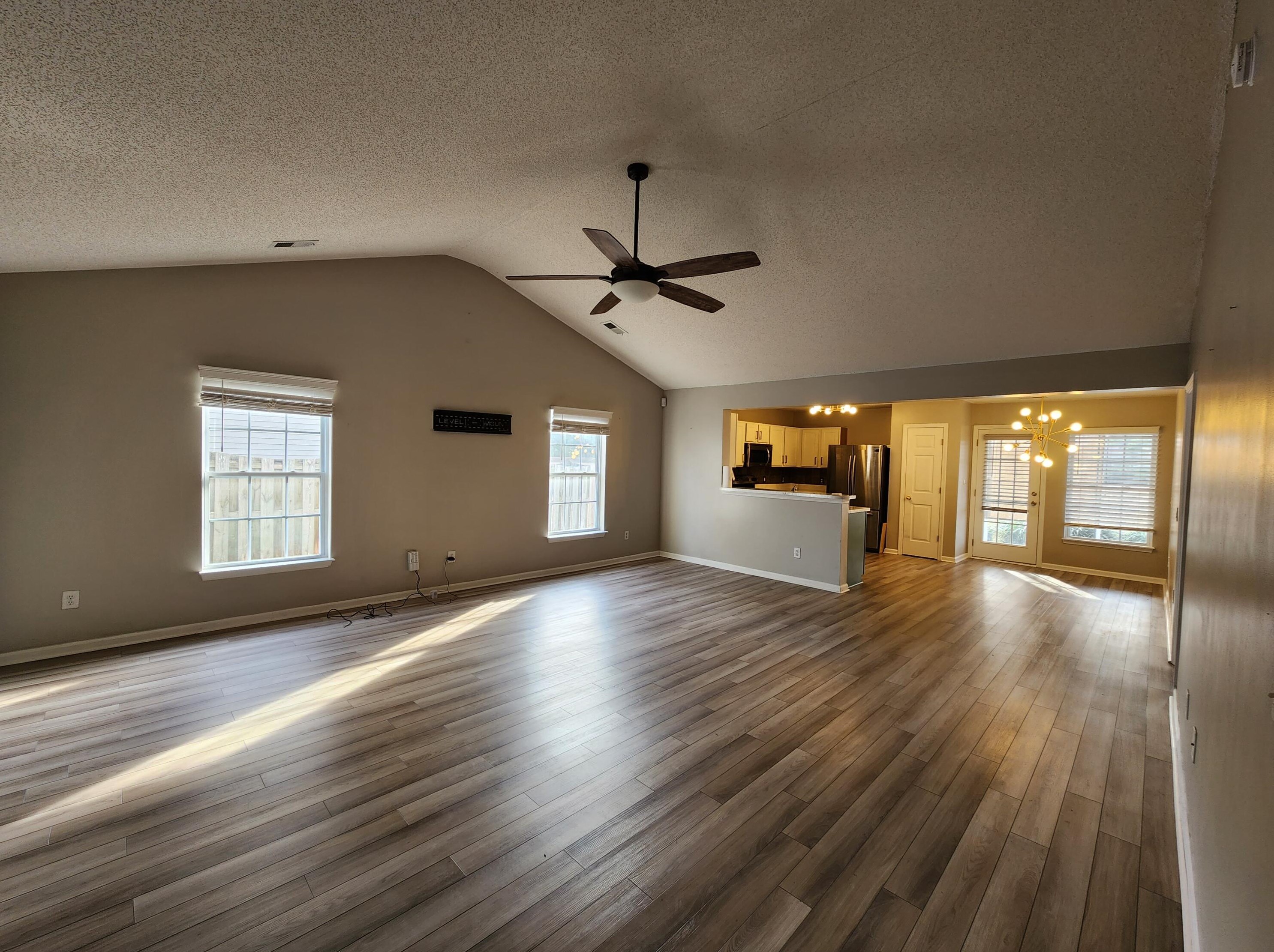 434 Dovetail Cir, Summerville SC  29483-7102 exterior