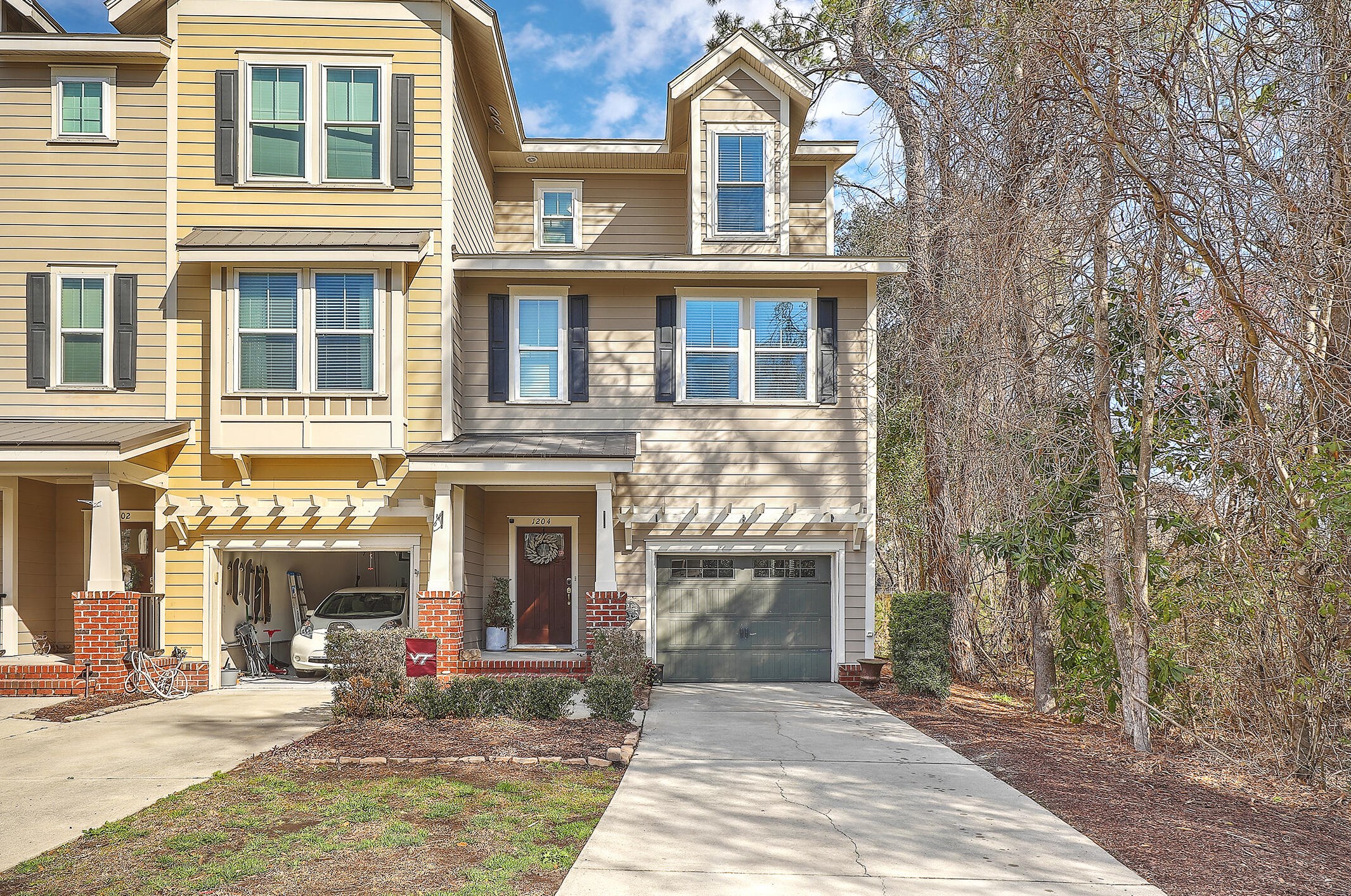1204 Dingle Rd, Mount Pleasant, SC 29466