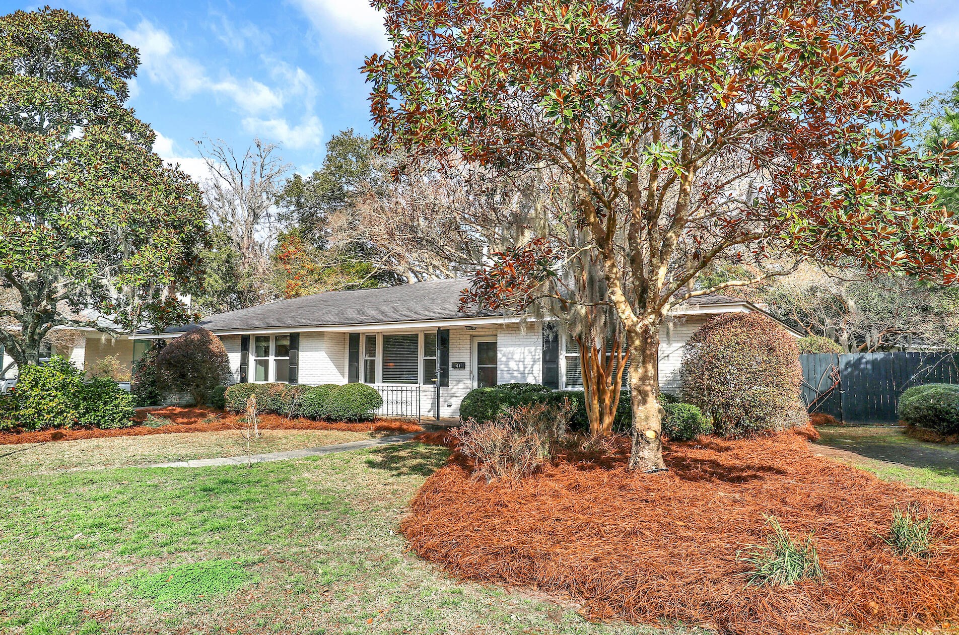 61 Chadwick Dr, Charleston, SC 29407-7450