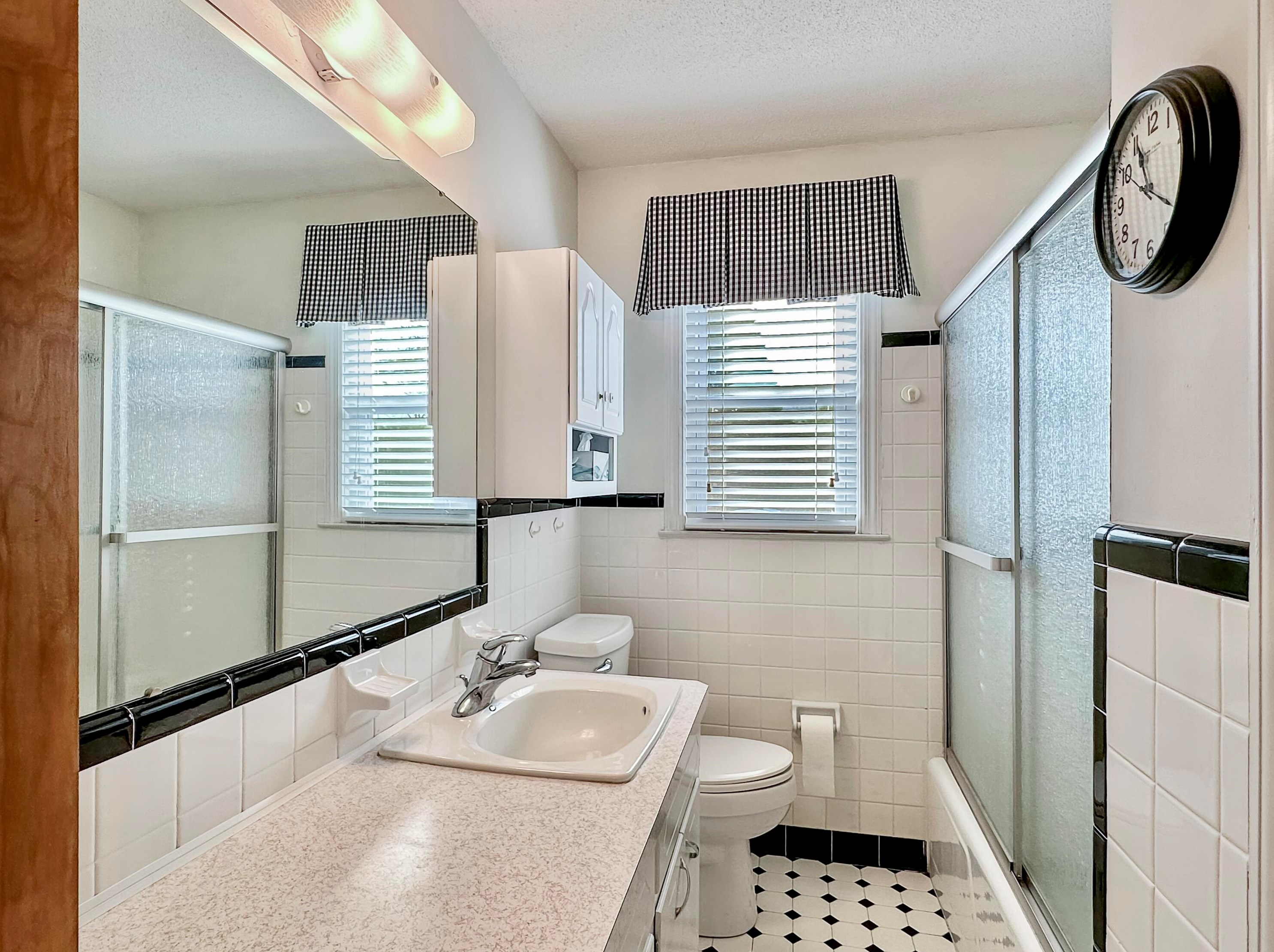 1605 Pinopolis Rd, Moncks Corner SC  29461-5921 exterior