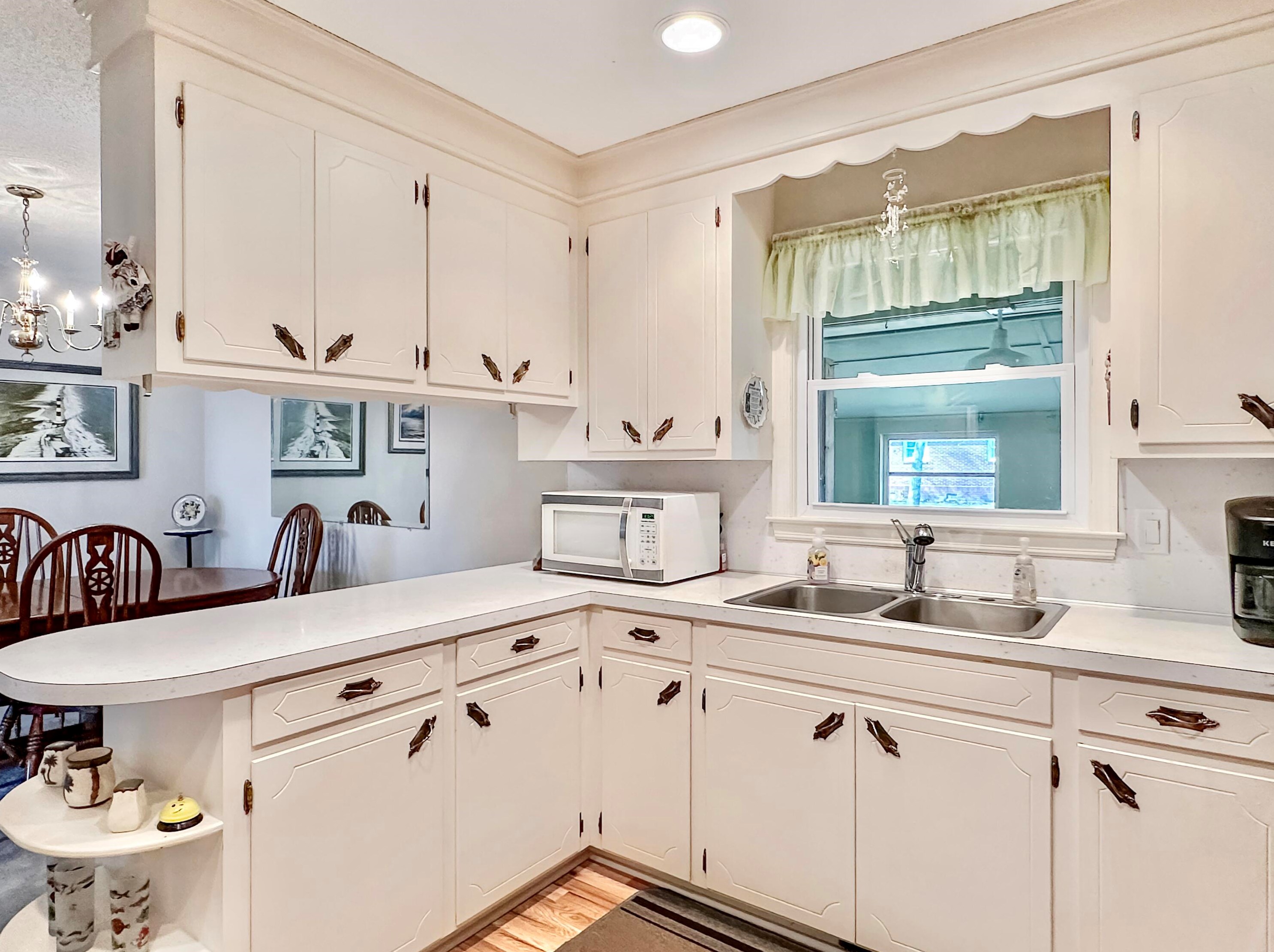 1605 Pinopolis Rd, Moncks Corner SC  29461-5921 exterior