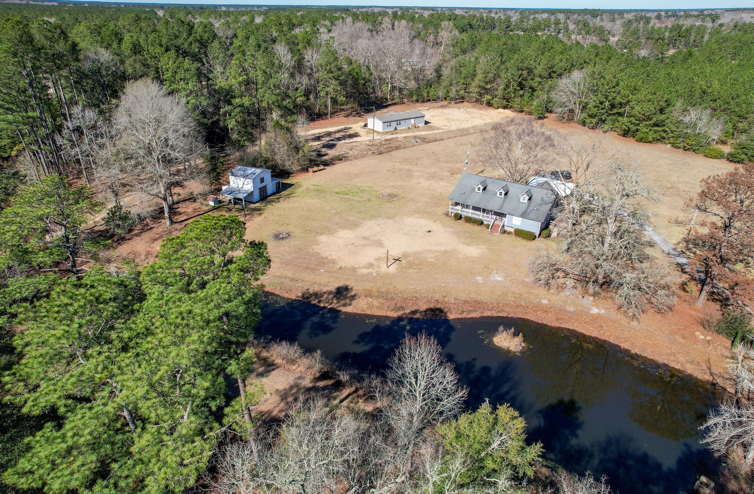 3039 Wolfe Creek Rd, Walterboro, SC 29488-7987