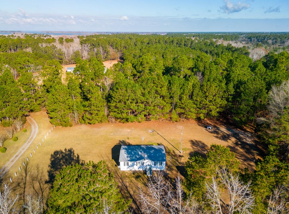 616 Murphy Bay Dr, Cross, SC 29436