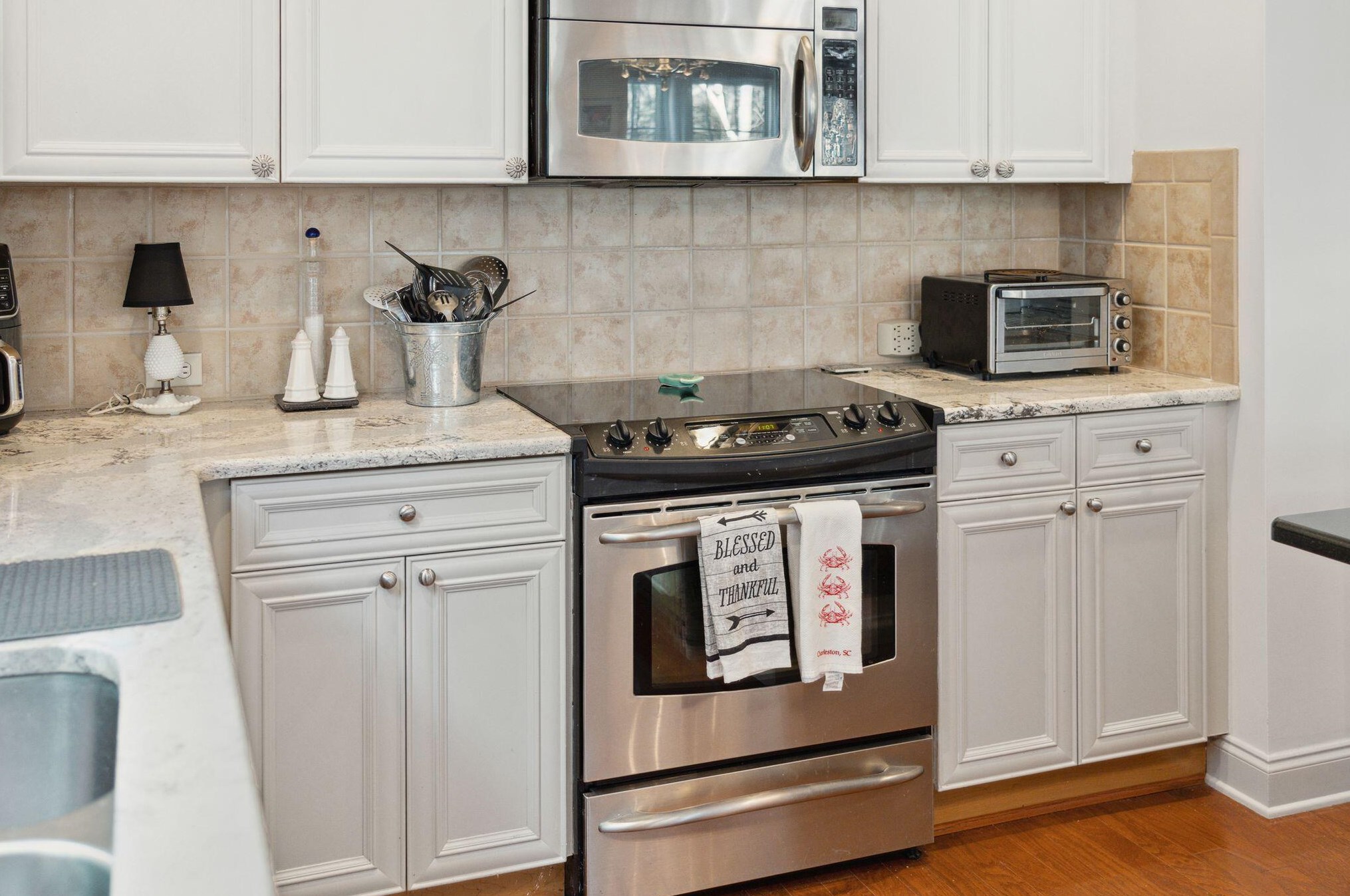 144 Ashley Bluffs Rd, Summerville SC  29485-6043 exterior