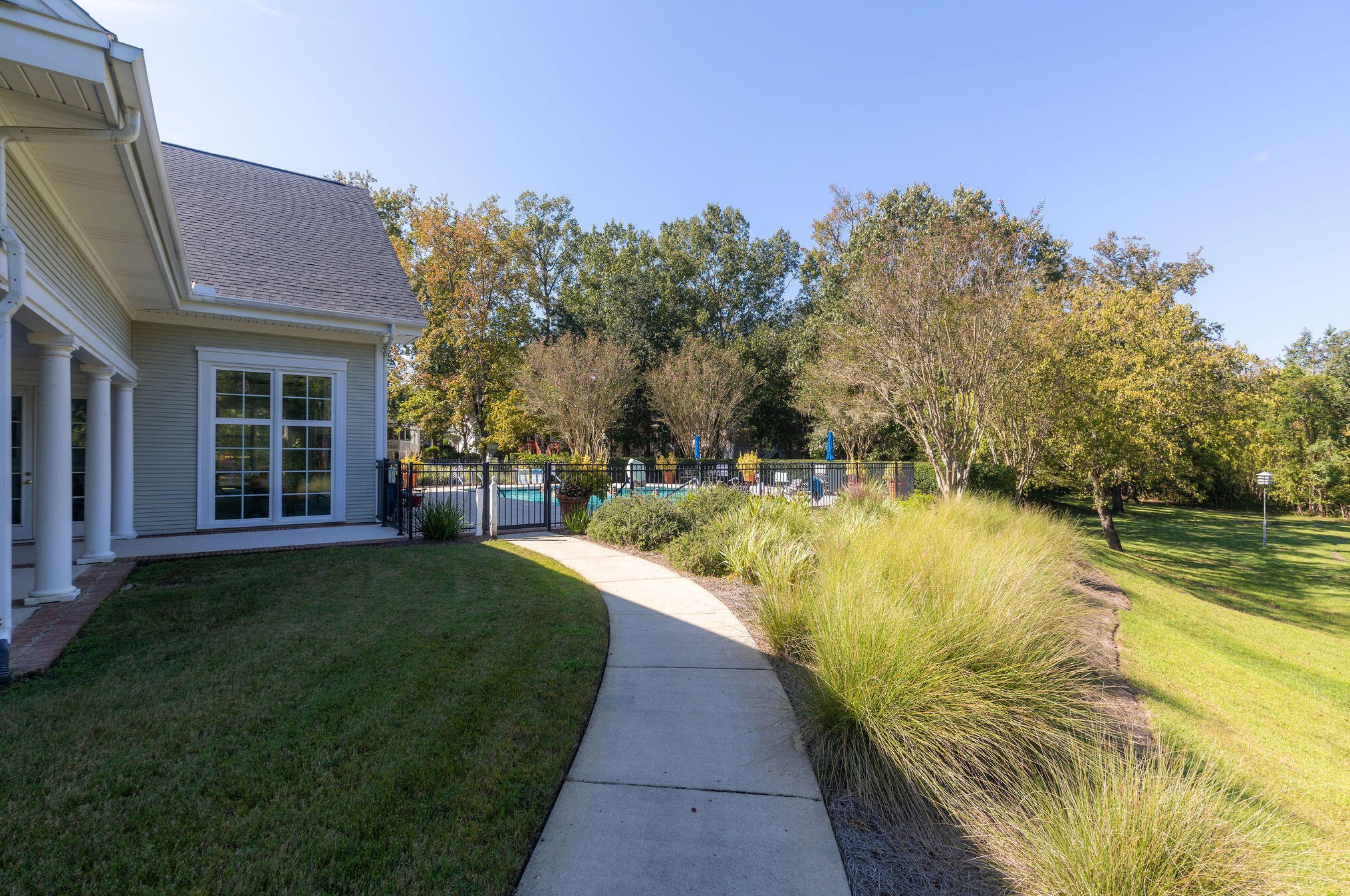 9146 Spring Branch Ct, Charleston SC  29406-9128 exterior