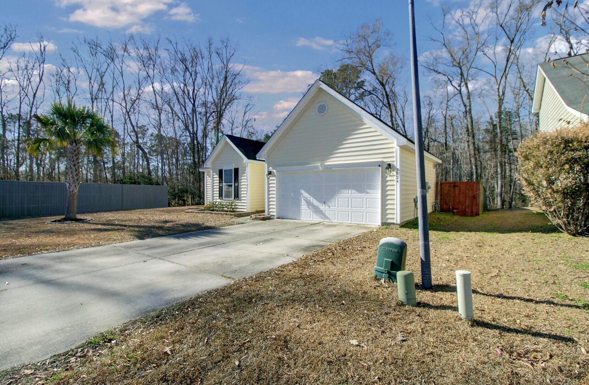 3024 Nantuckett Ave, Charleston SC  29420-8973 exterior