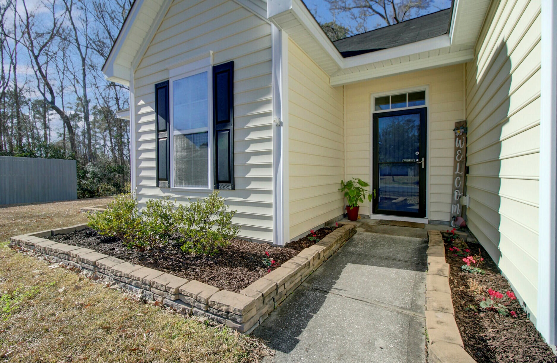 3024 Nantuckett Ave, Charleston SC  29420-8973 exterior