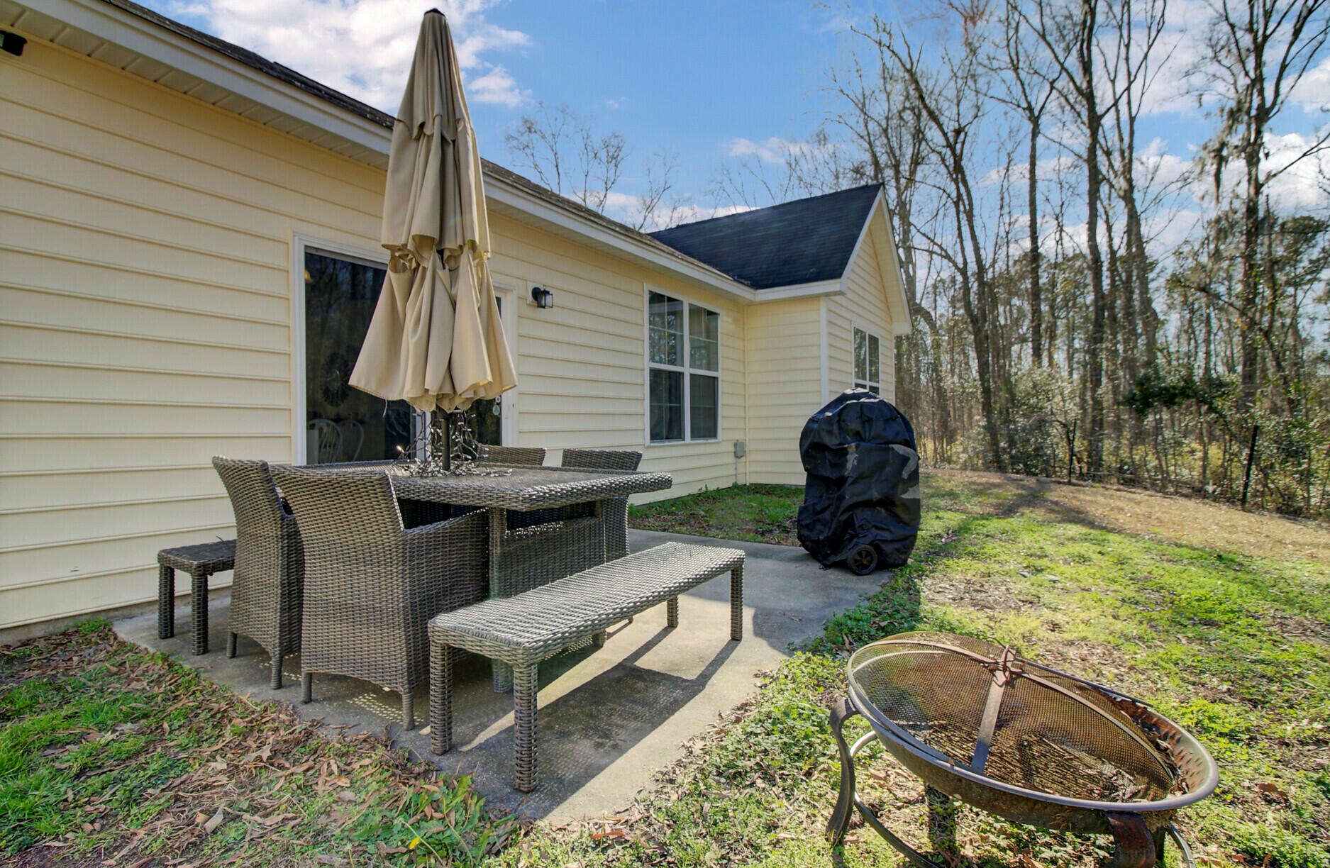 3024 Nantuckett Ave, Charleston SC  29420-8973 exterior