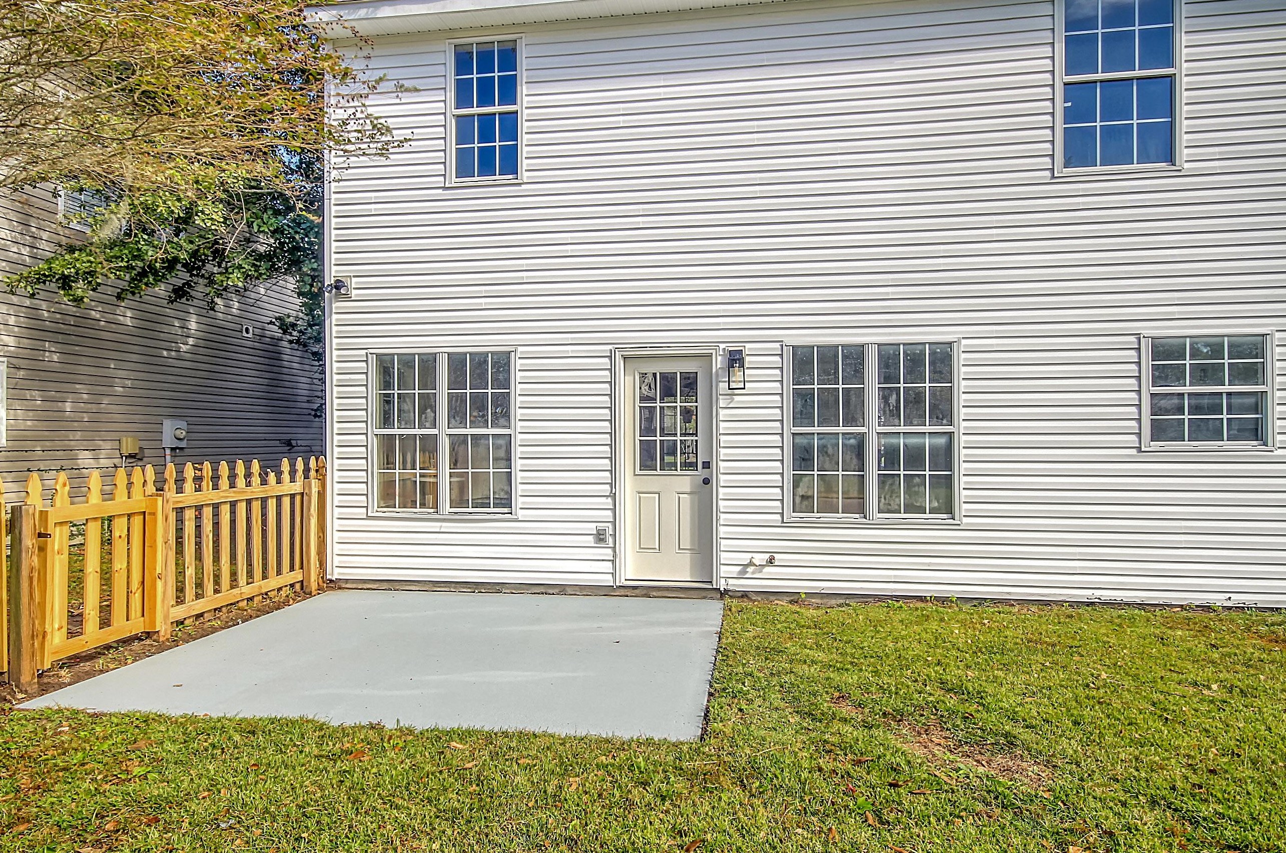 8653 Laurel Grove Ln, Charleston SC  29420-6814 exterior