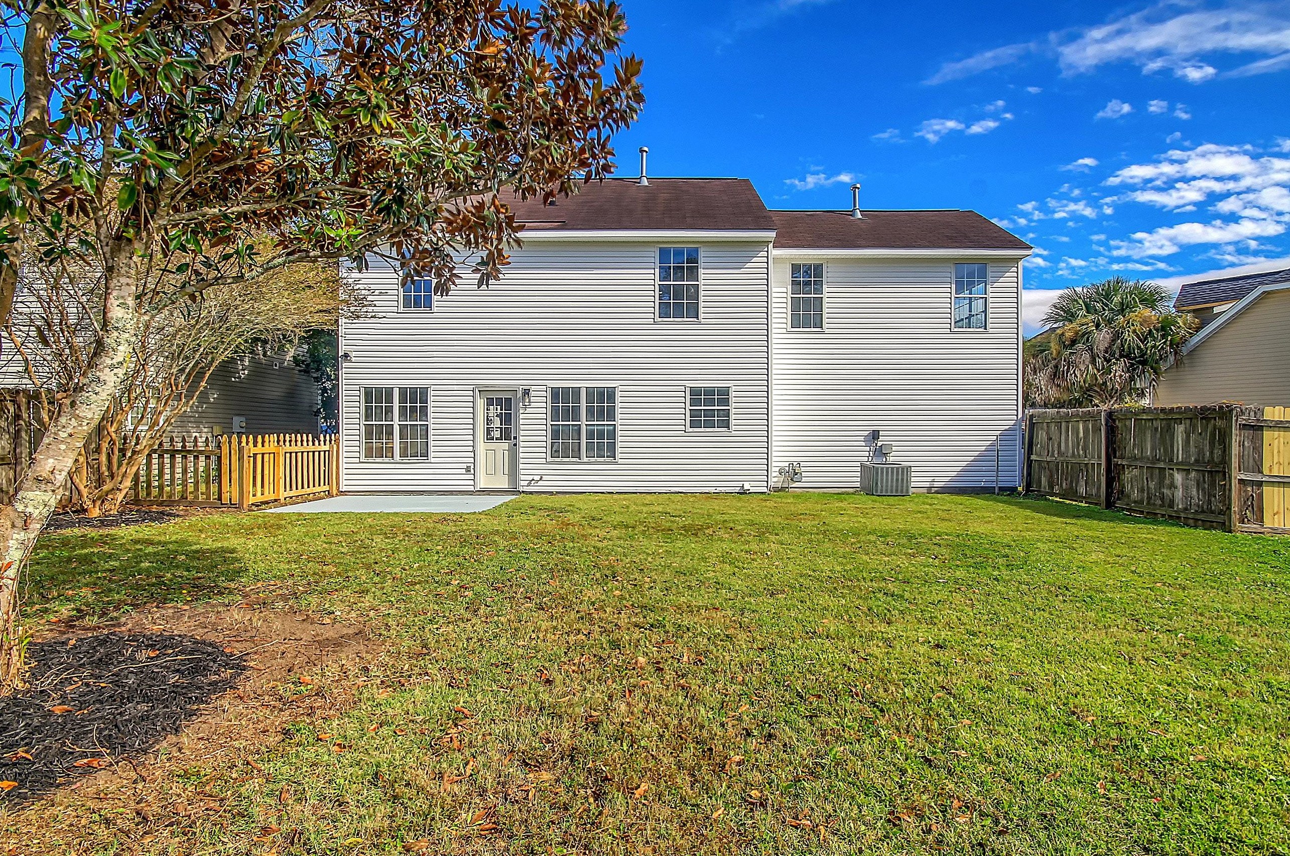 8653 Laurel Grove Ln, Charleston SC  29420-6814 exterior