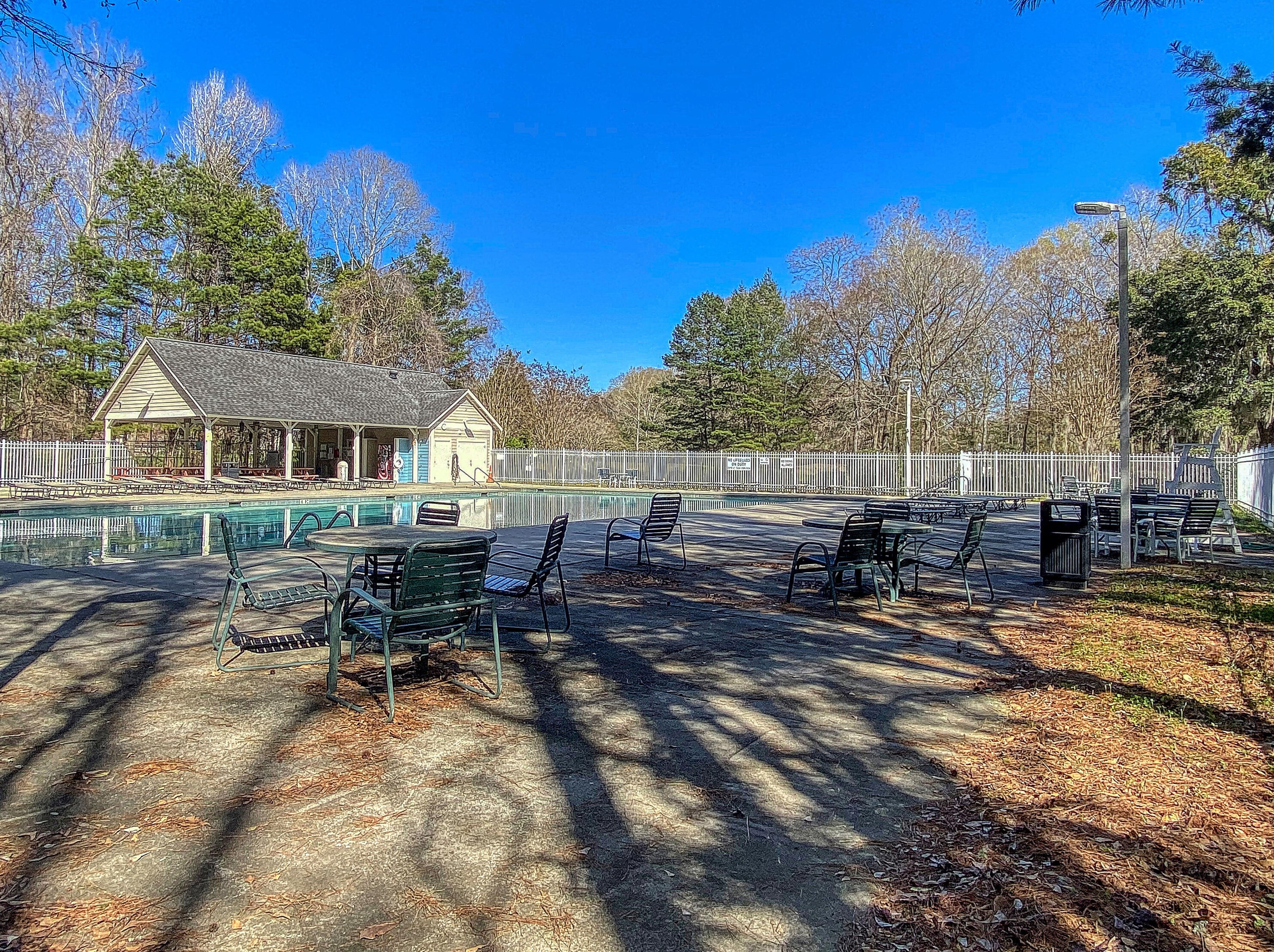 8653 Laurel Grove Ln, Charleston SC  29420-6814 exterior