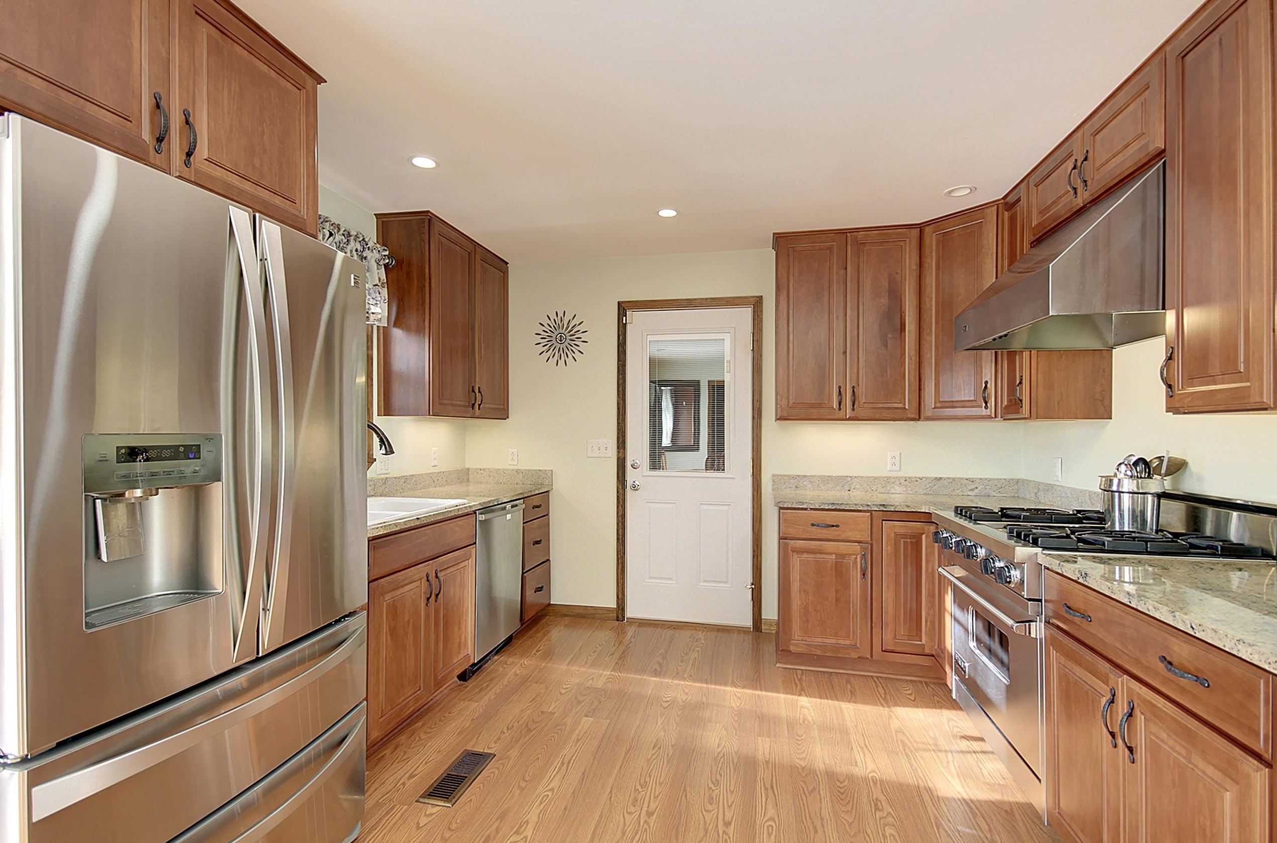 127 Clay St, Charleston, SC 29445-3131
