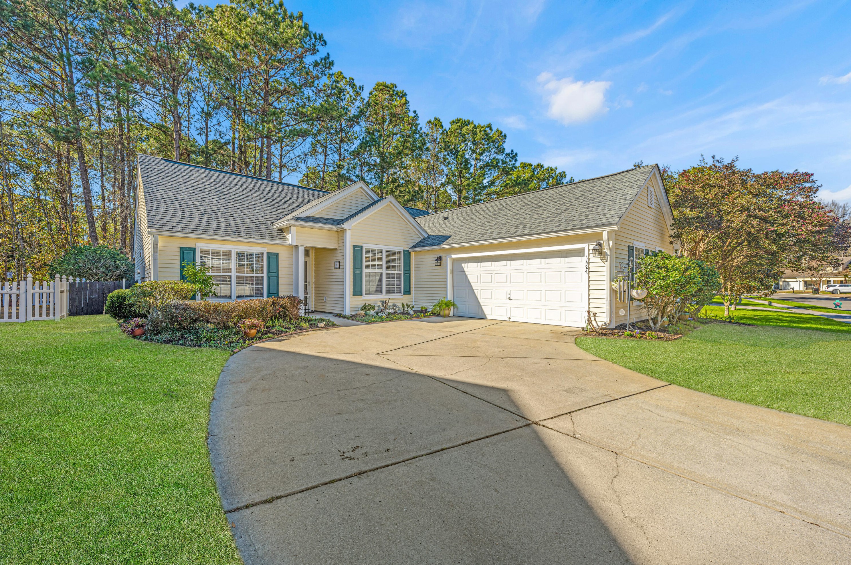 1427 Harbor Mist Ct, Charleston SC  29492-8097 exterior