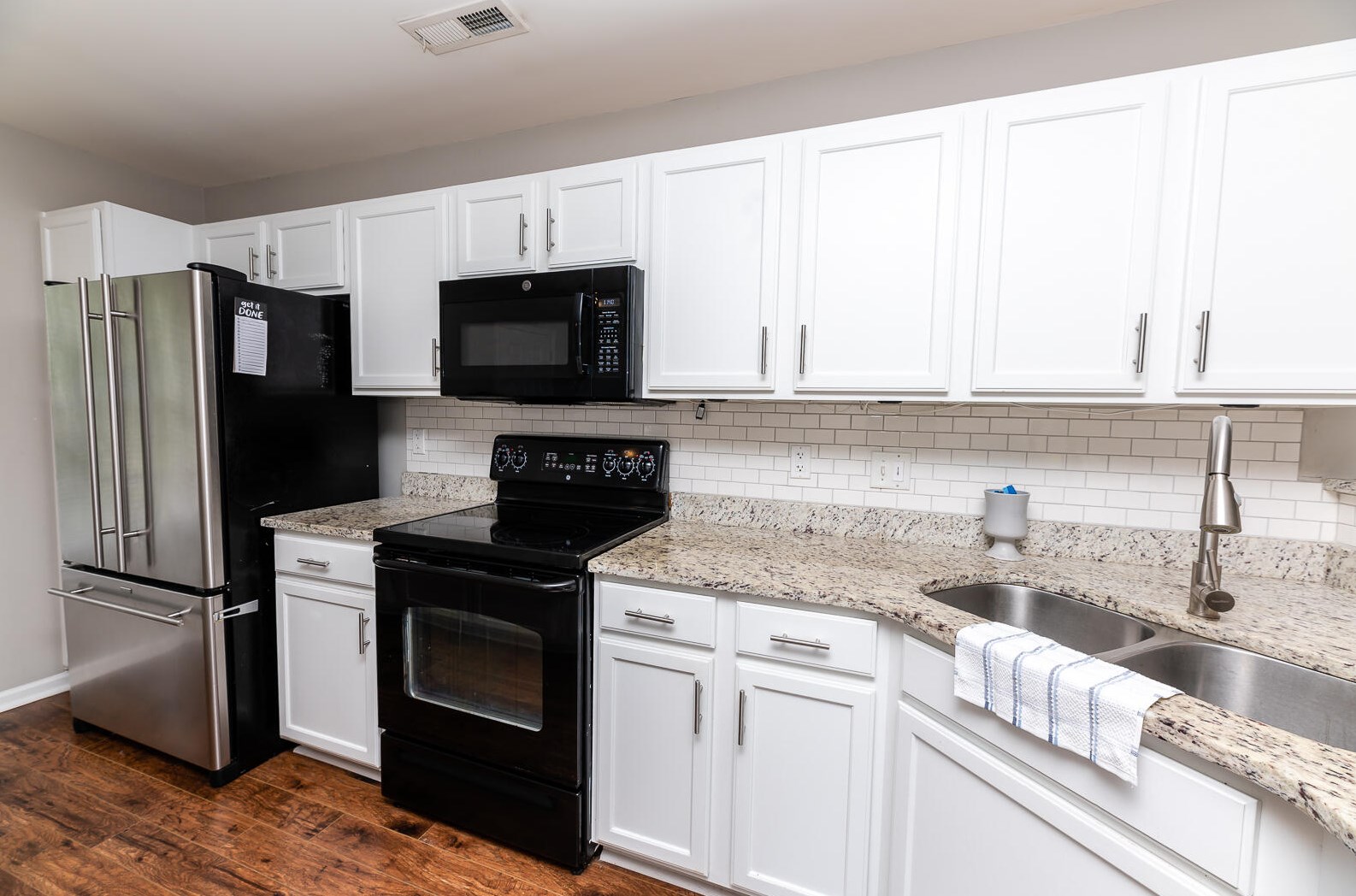219 Darcy Ave, Charleston, SC 29445