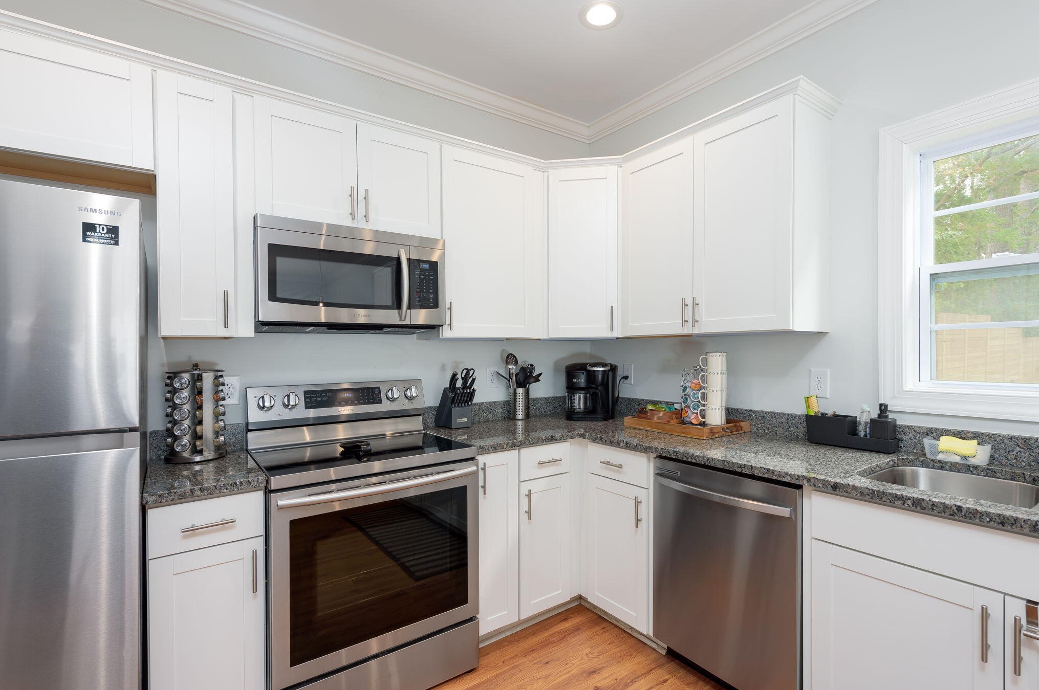 8704 Jenny Lind St, Charleston SC 29406-9085 exterior