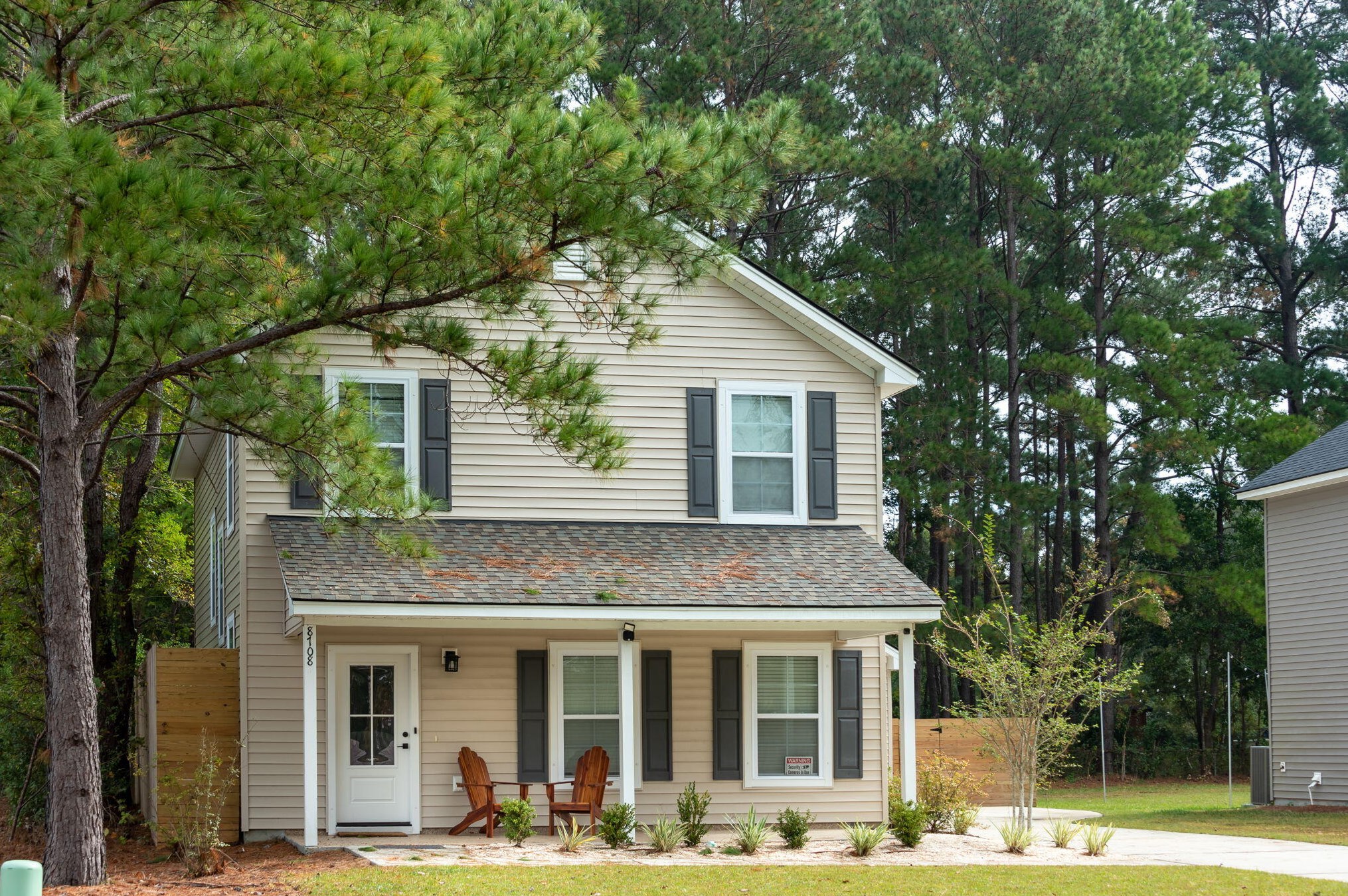 8704 Jenny Lind St, Charleston, SC 29406-9084