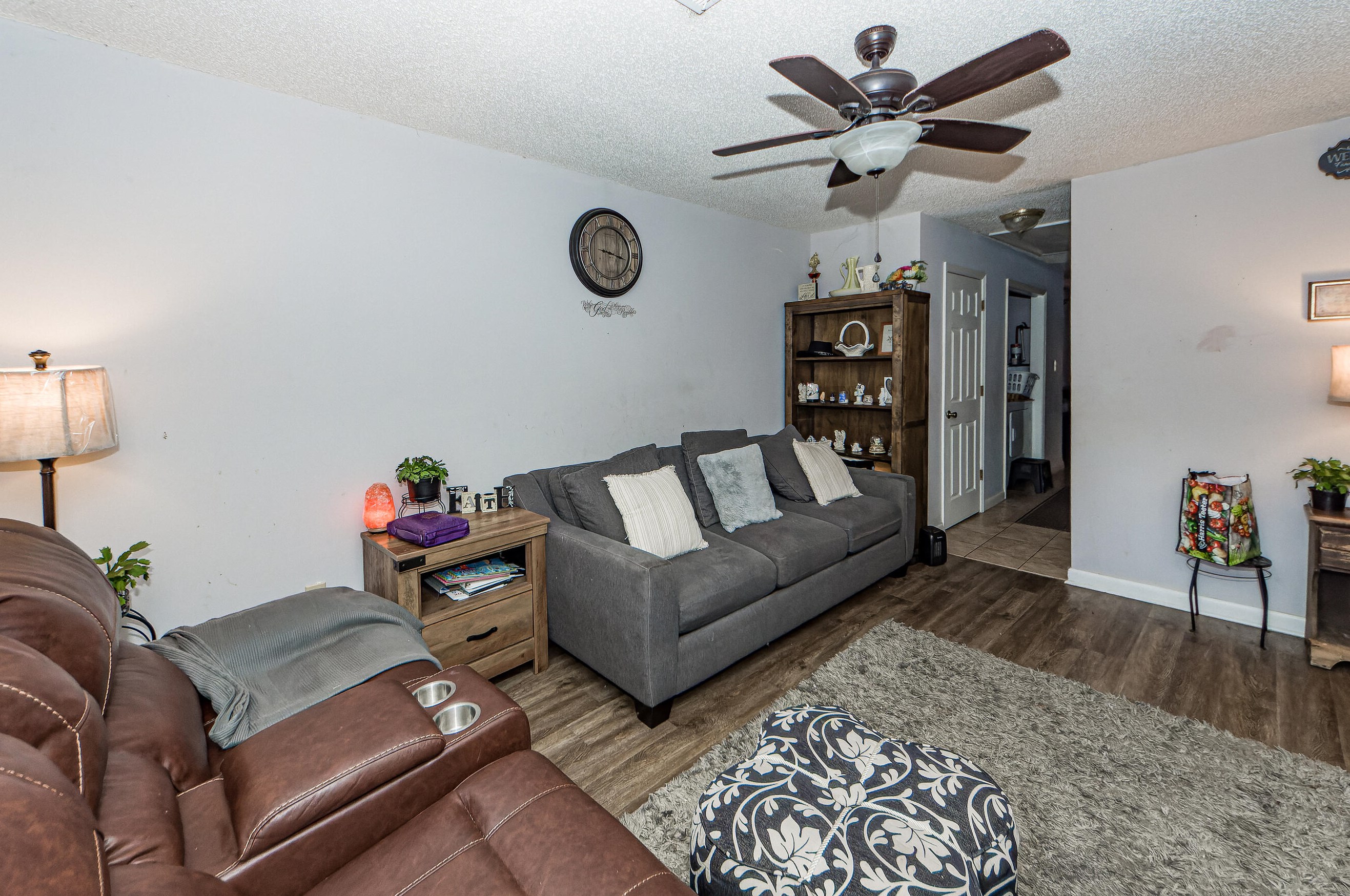 7911 Oak Leaf Dr, Charleston, SC 29420-8940