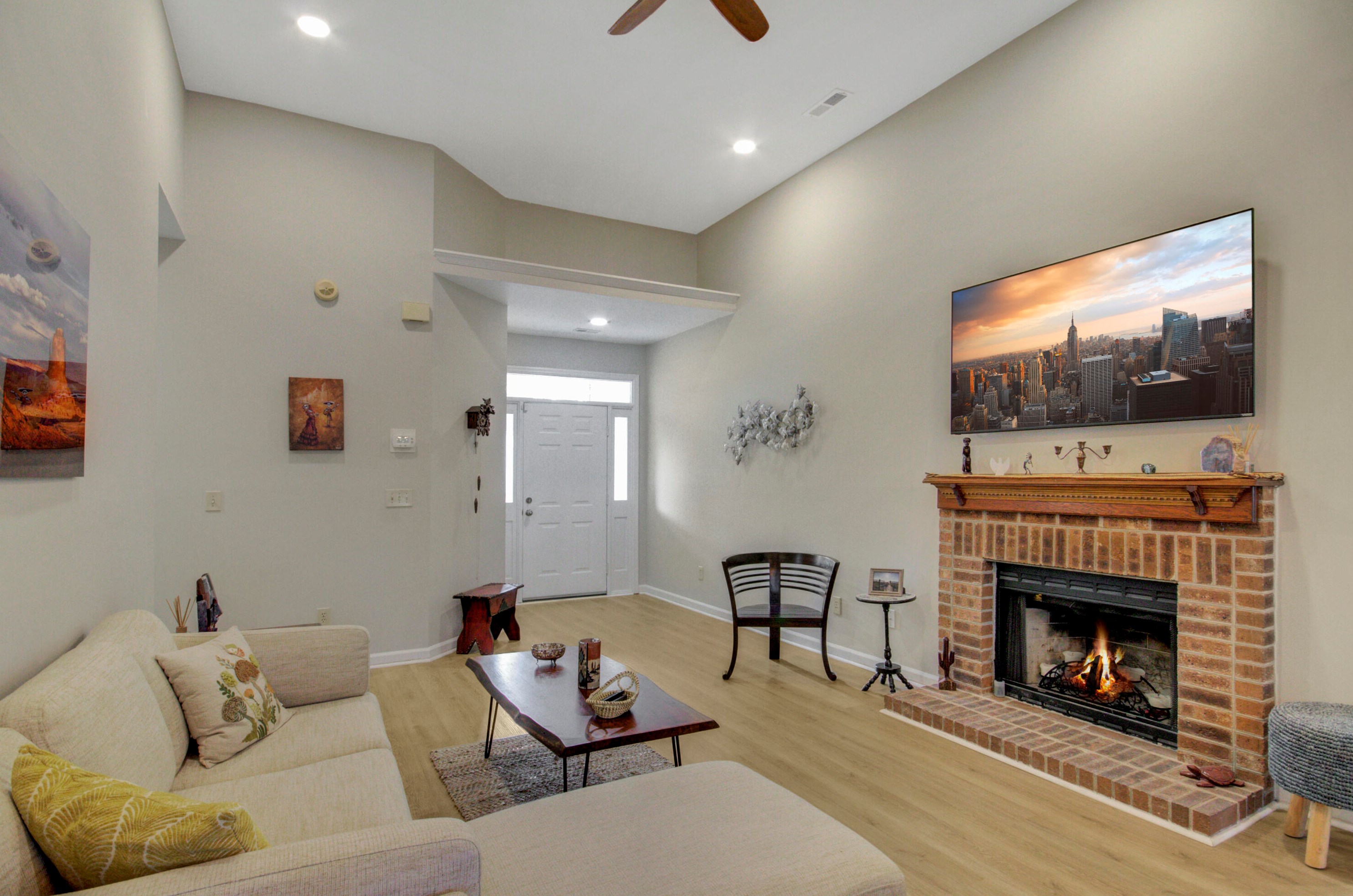 102 Candover Ct, Summerville SC  29485-4089 exterior