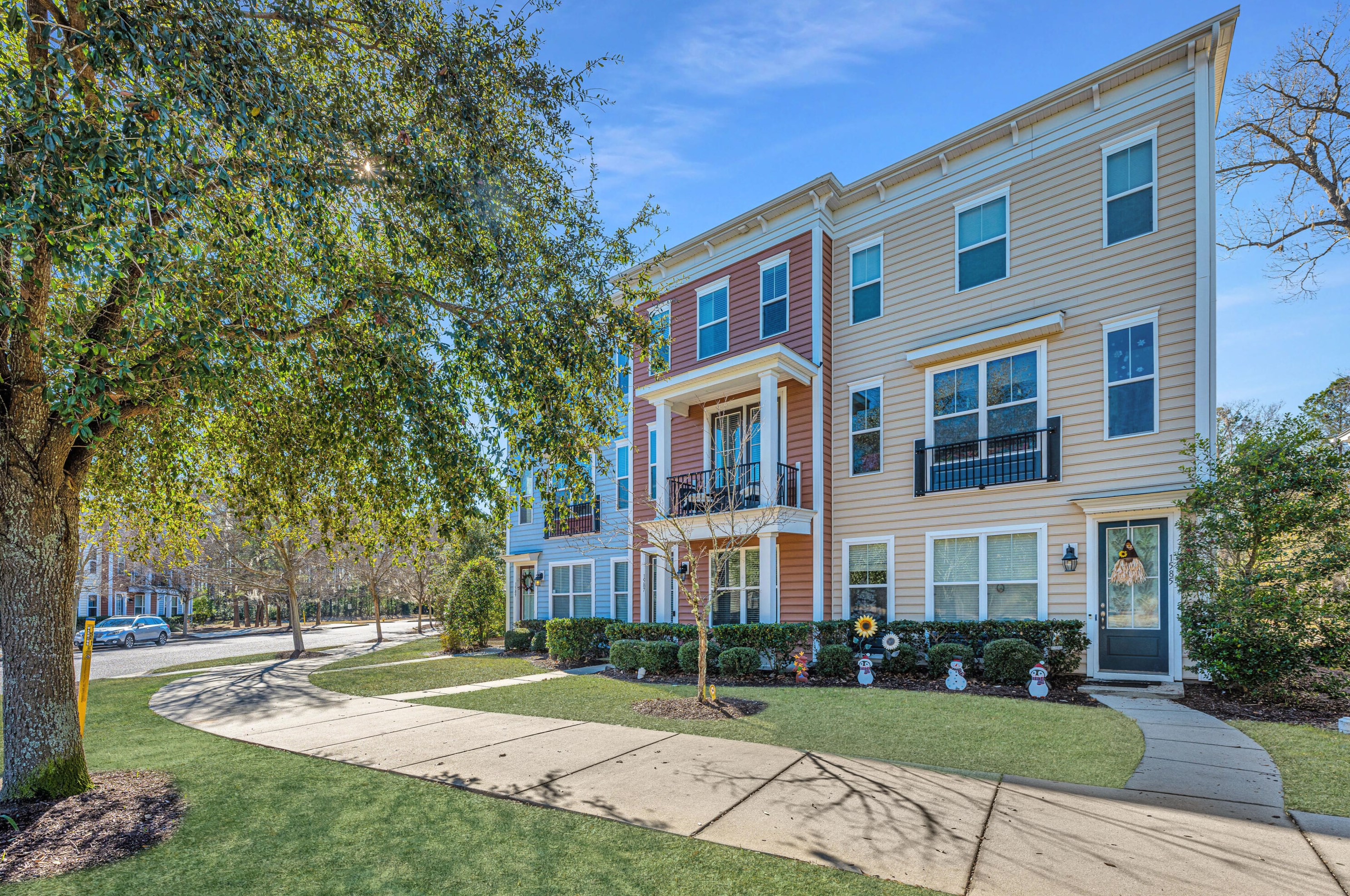 1587 Bluewater Way, Charleston SC 29414-7925 exterior