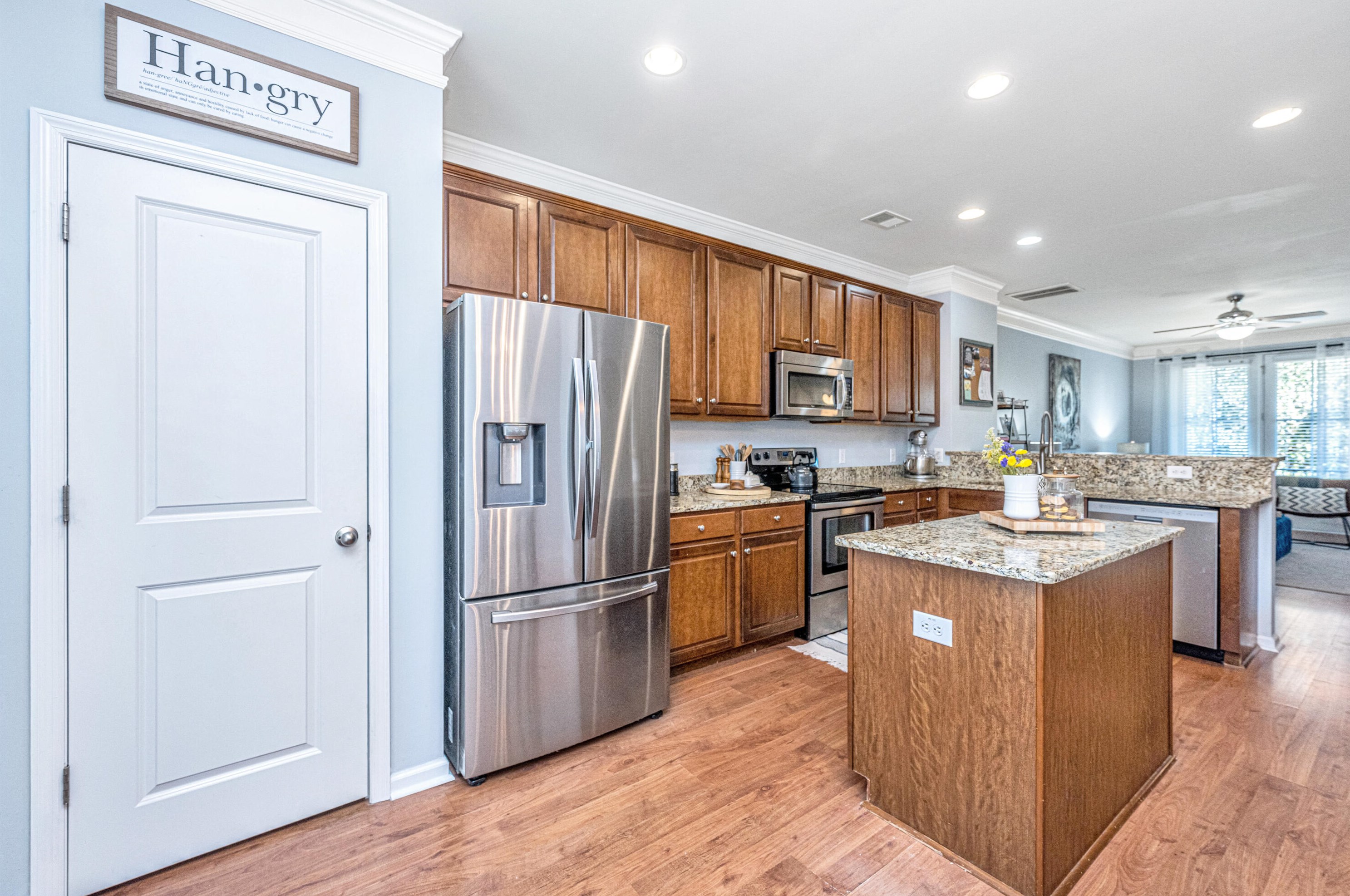 1587 Bluewater Way, Charleston SC 29414-7925 exterior