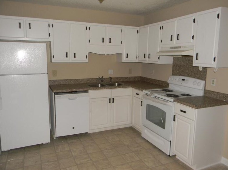 108 Muir Ct #a, Summerville, SC 29485