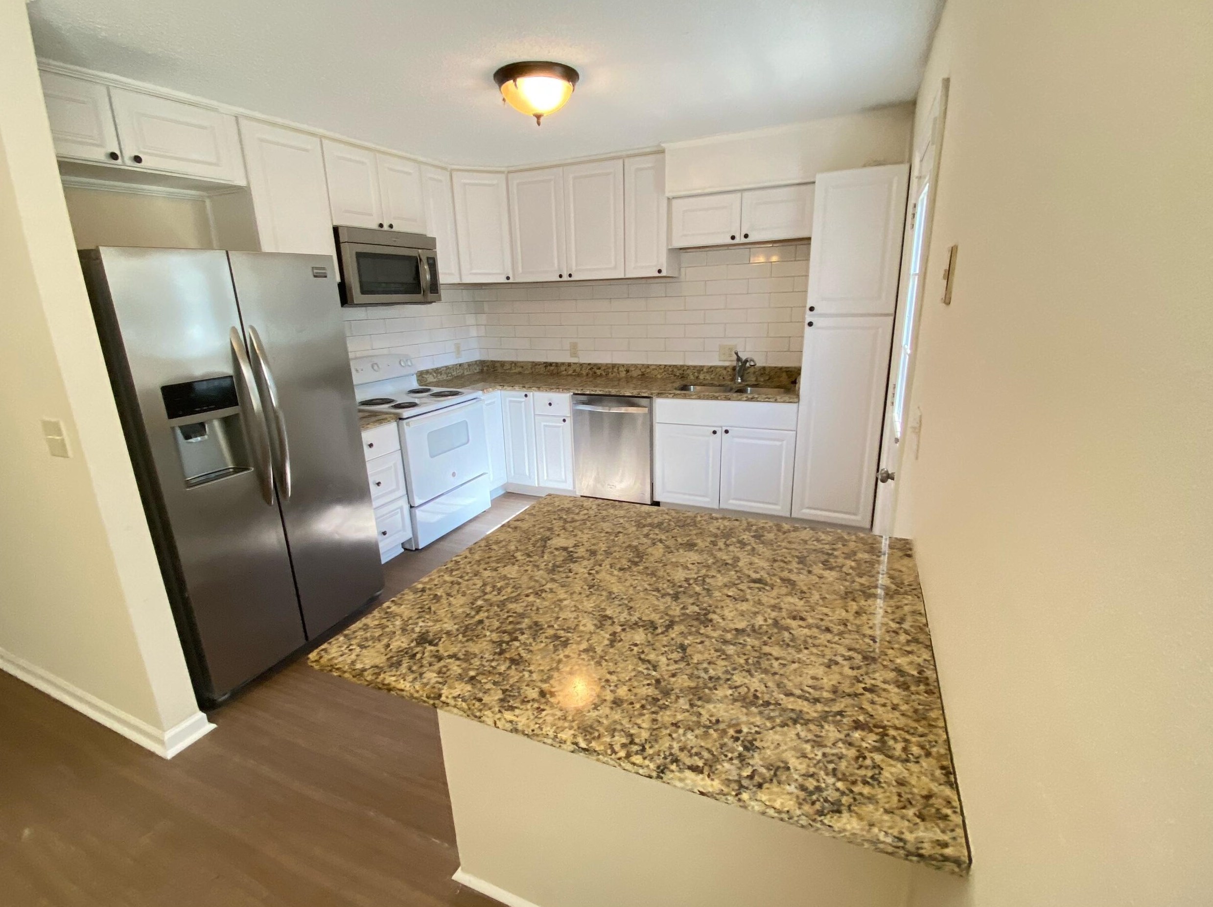 1400 Cactus Ave, Columbia SC  29210-3953 exterior