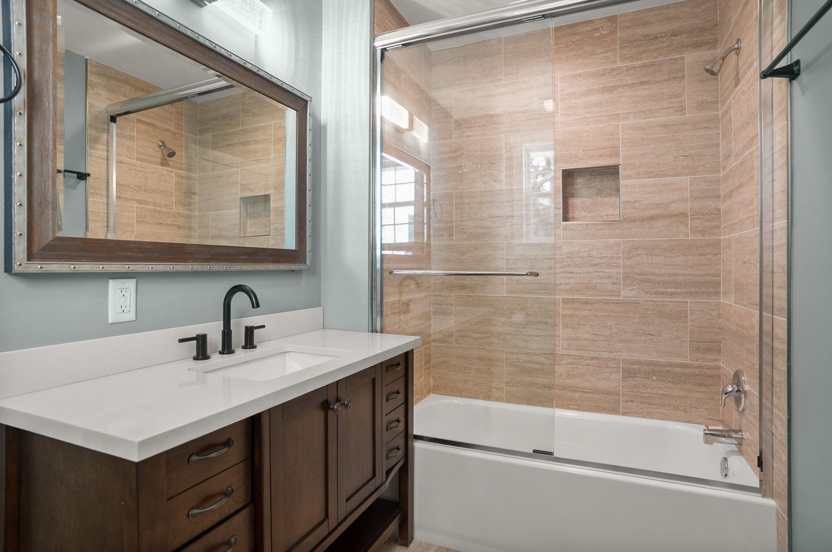 913 Seaside Rd, Saint Helena SC  29920-6518 exterior