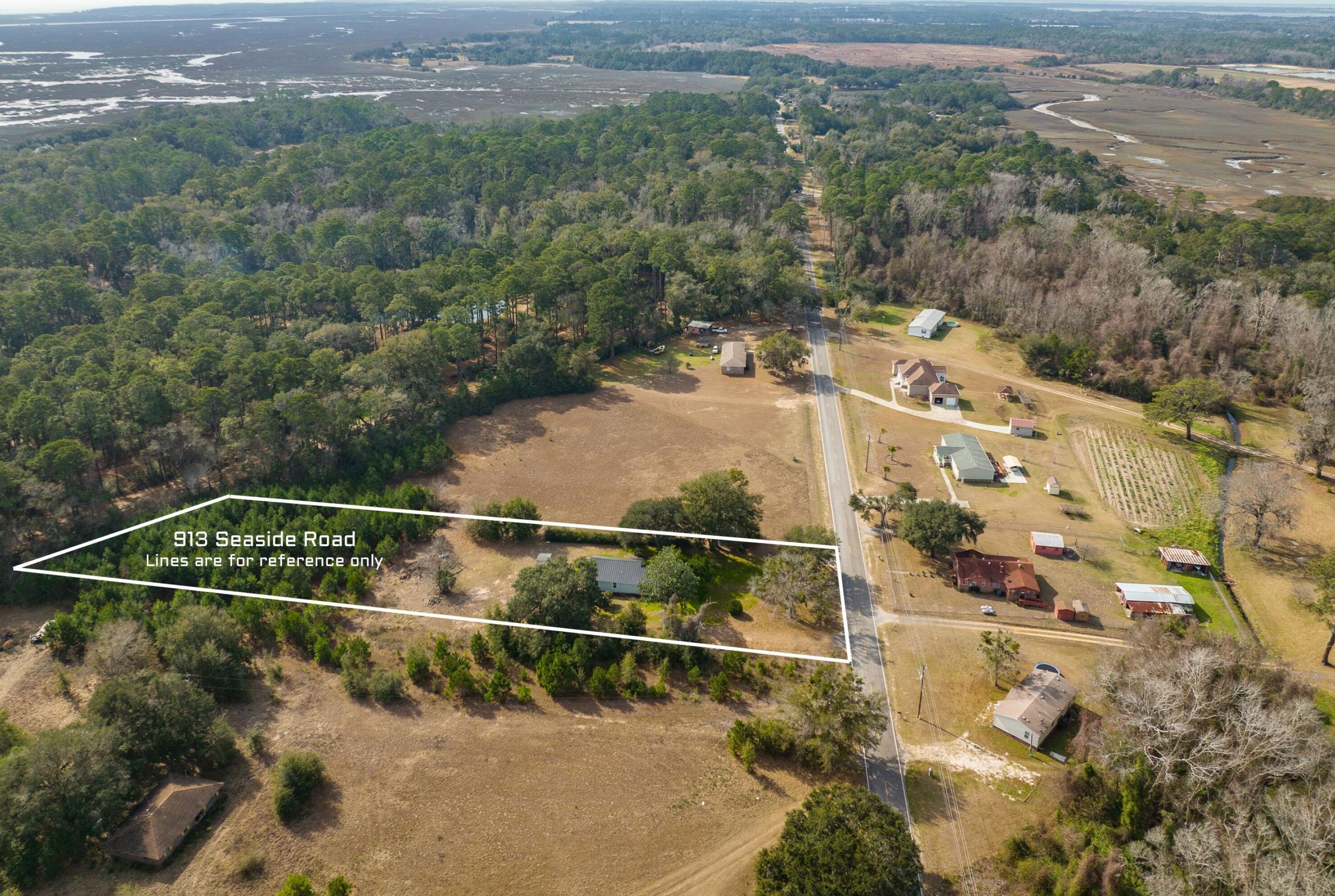 913 Seaside Rd, Saint Helena SC  29920-6518 exterior