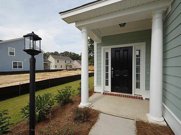 1 Windsor Hill Blvd, Charleston, SC 29420-8230
