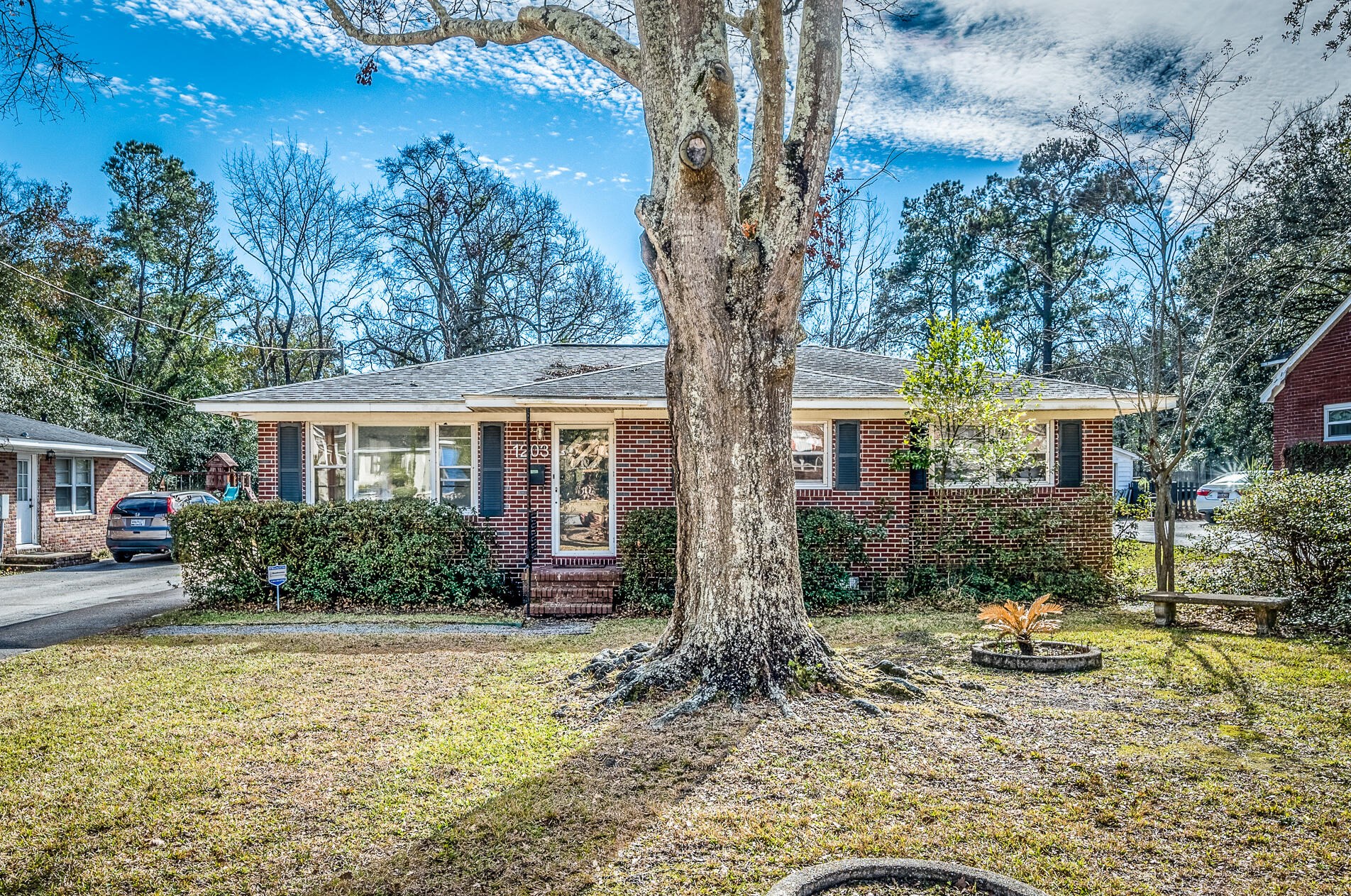 1203 Chesterfield Rd, Charleston, SC 29405-5229