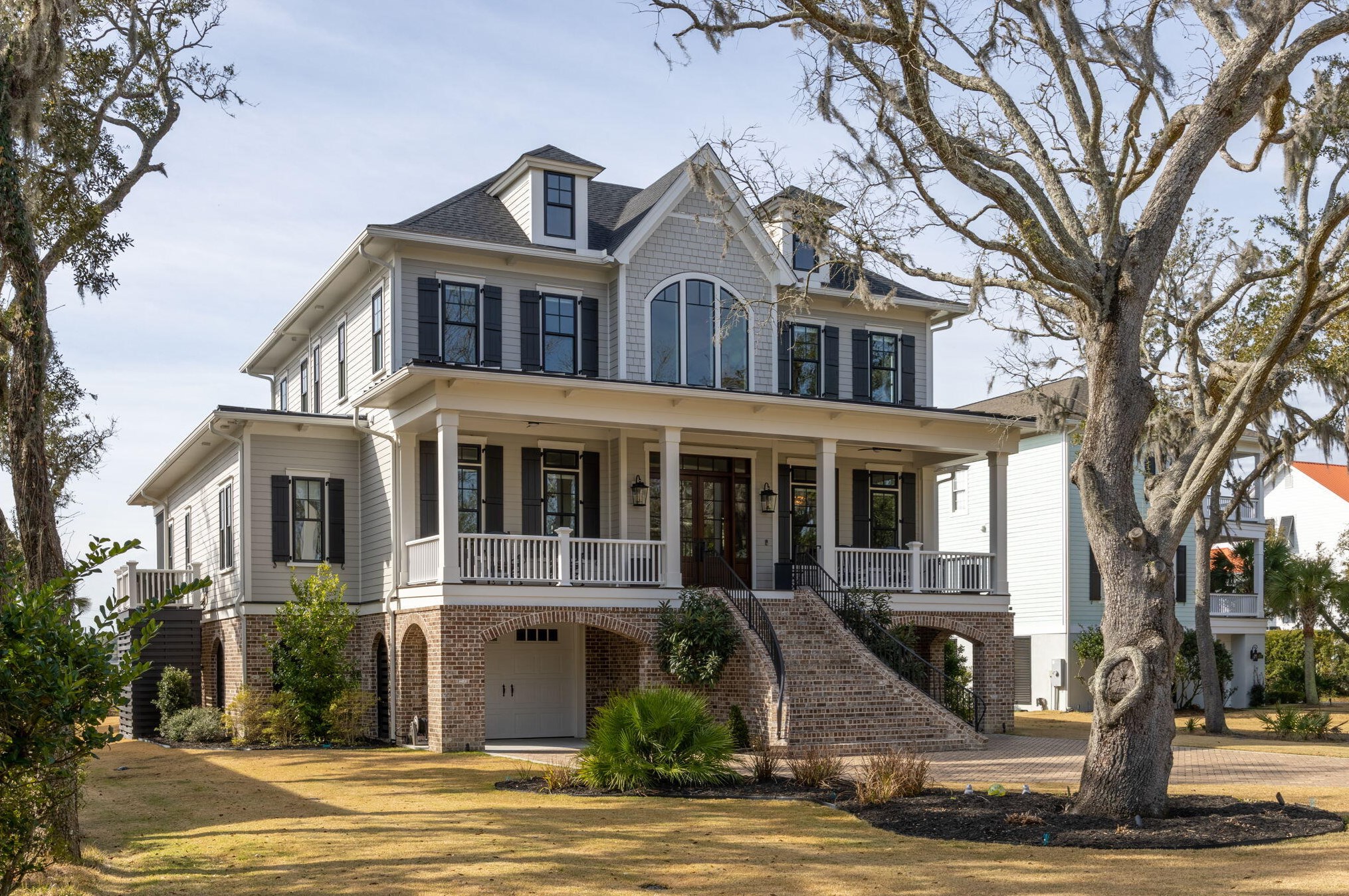 1857 Headquarters Plantation Dr, Johns Island, SC 29455