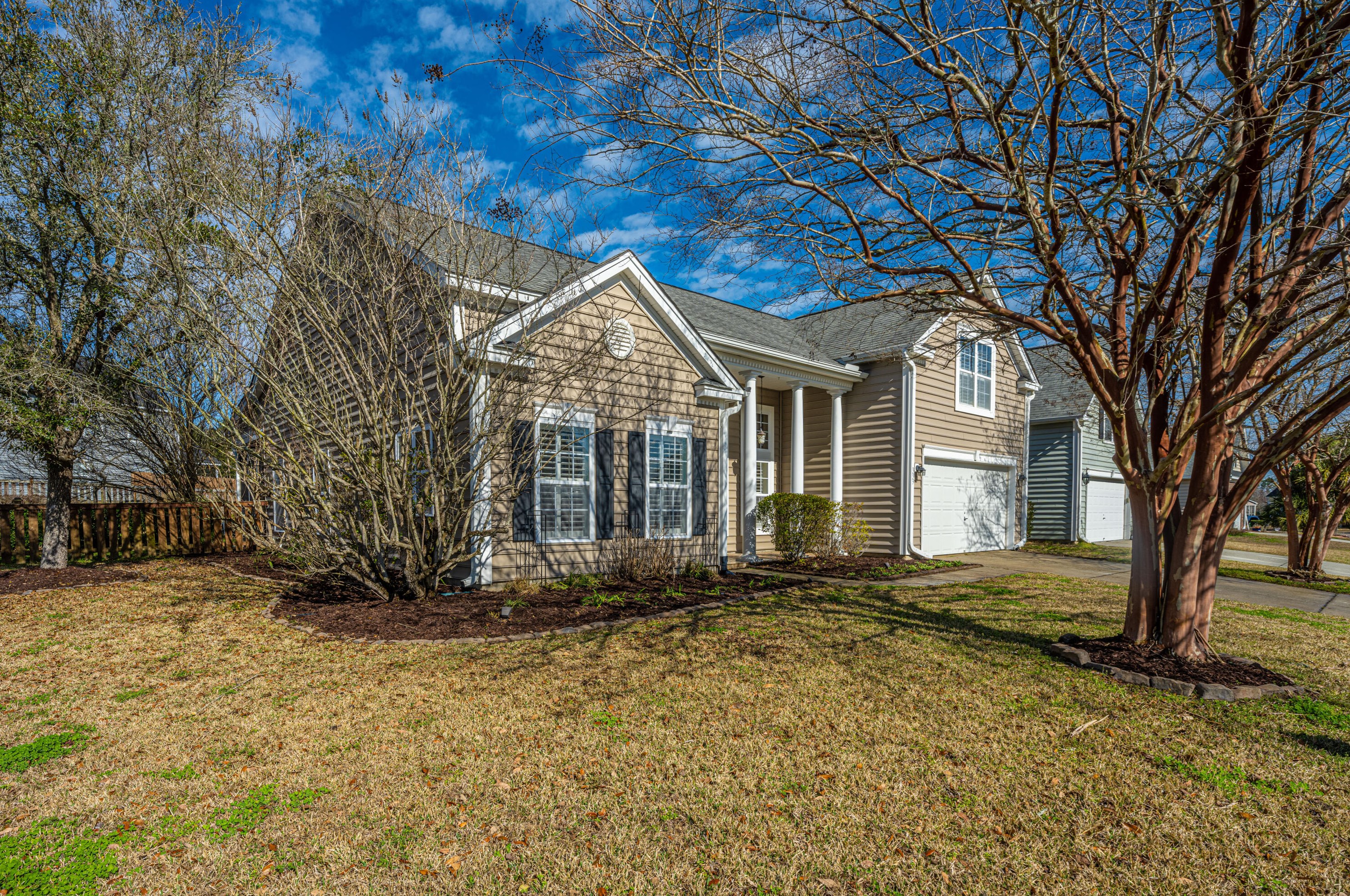 333 Lakewind Dr, Moncks Corner, SC 29461-7447