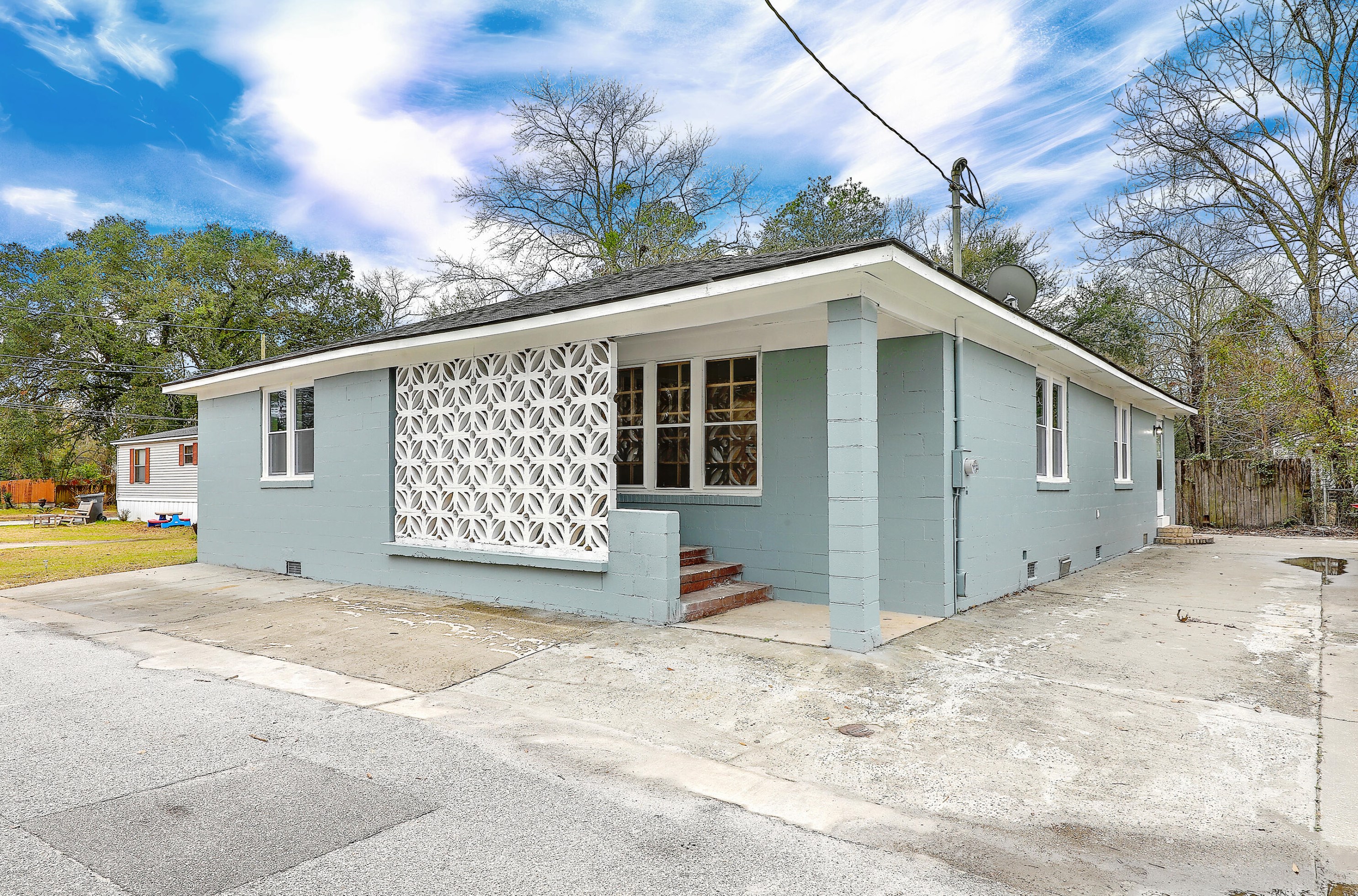 4711 Ezekiel Ave, Charleston, SC 29405-5122