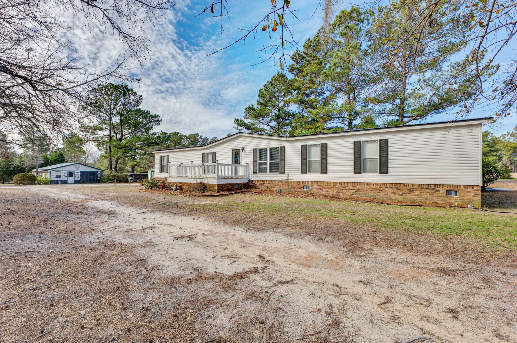 1397 Stillwater Dr, Foreston, SC 29102
